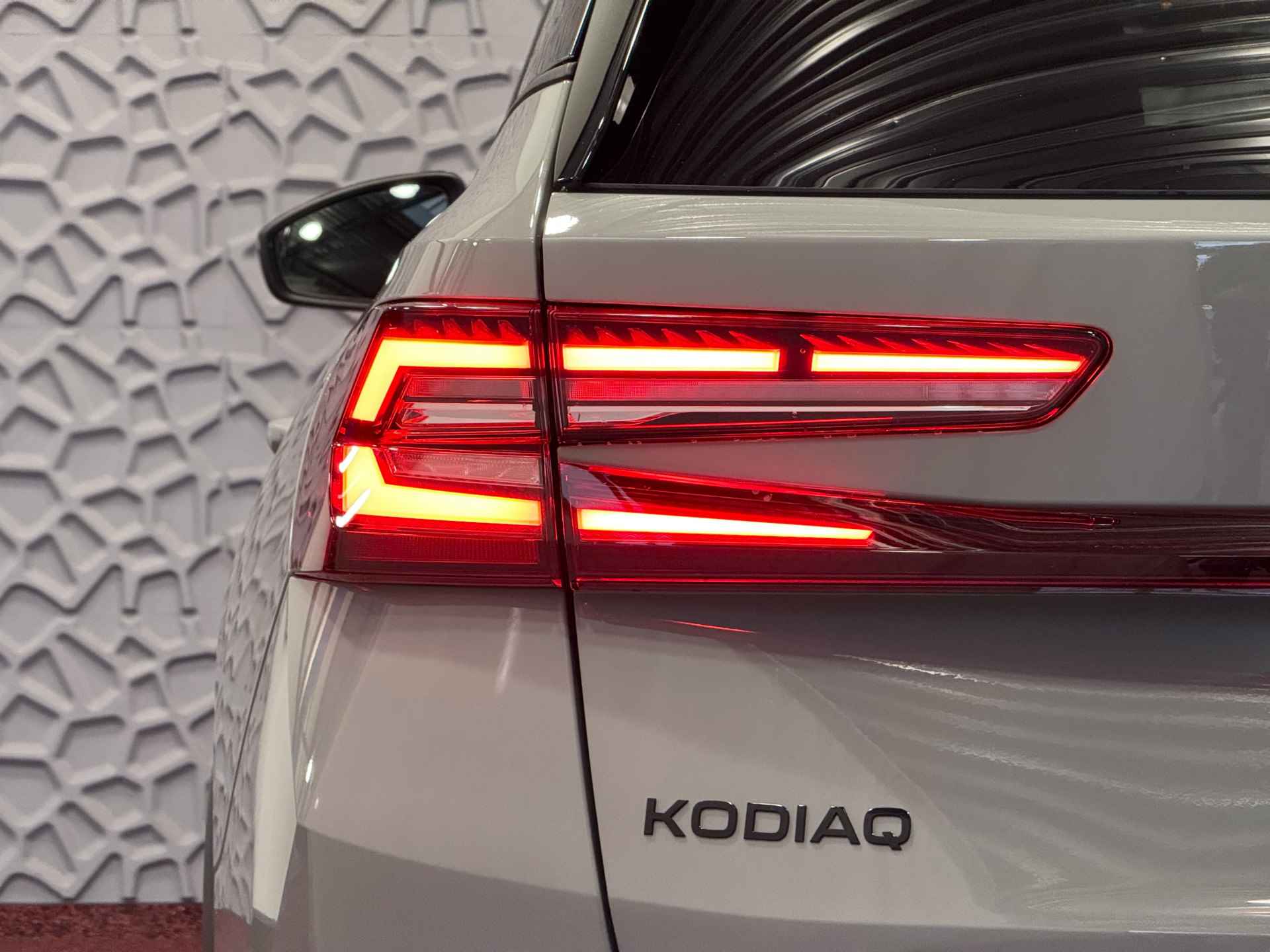 Škoda Kodiaq 1.5 TSI PHEV SPORTLINE ✅NIEUWE AUTO✅ ELEK.KLEP/STOEL STOEL/STUUR VERW ELEK.TREKHAAK 20''LMV 2024 Plug in Hybrid - 77/95