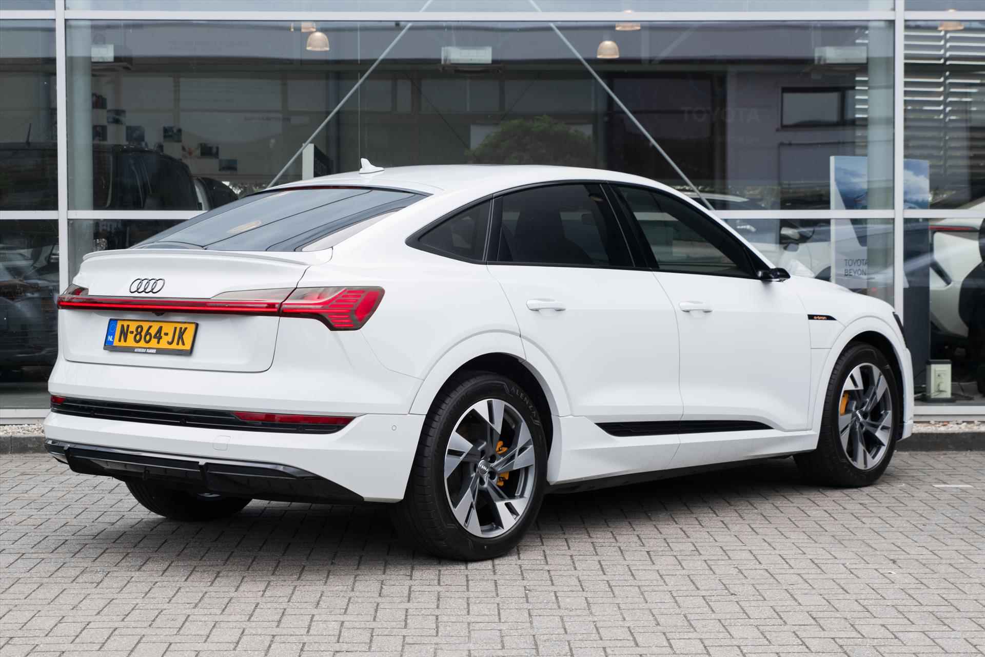 Audi E-Tron Sportback 55 quattro 408pk - 3/49