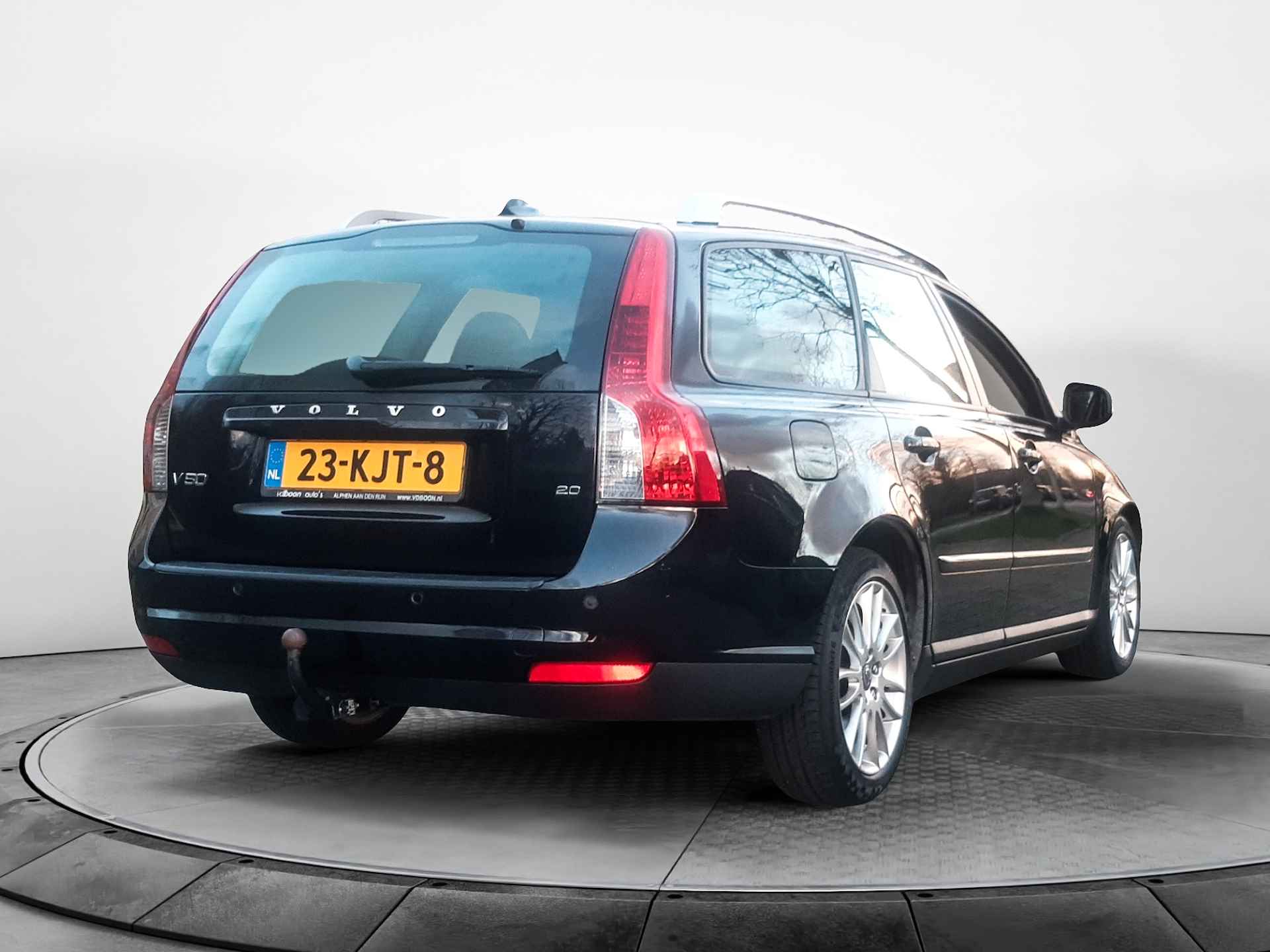 Volvo V50 2.0 (146 PK) 2e-Eig. Keurig-Onderh. BOVAG-GARANTIE. NL-AUTO. Trekhaak, Navigatie, Airco/Climate, L.M.Velgen-17-Inch, Black-Edition, Elektrische-Bestuurderstoel, Cruise-Control, Audio-High-Performance - 3/52