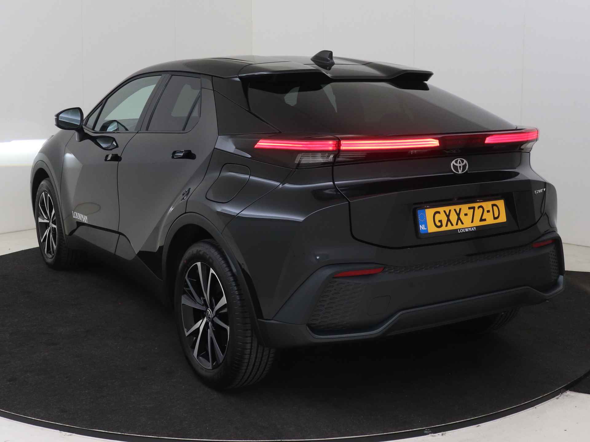 Toyota C-HR 2.0 Plug-in Hybrid 220 First Edition DEMO | Navigatie | 360 Camera | LM velgen | Dodehoek Ass. | LM velgen | Draadloze telefoonlader | Parkeersensoren | - 15/54