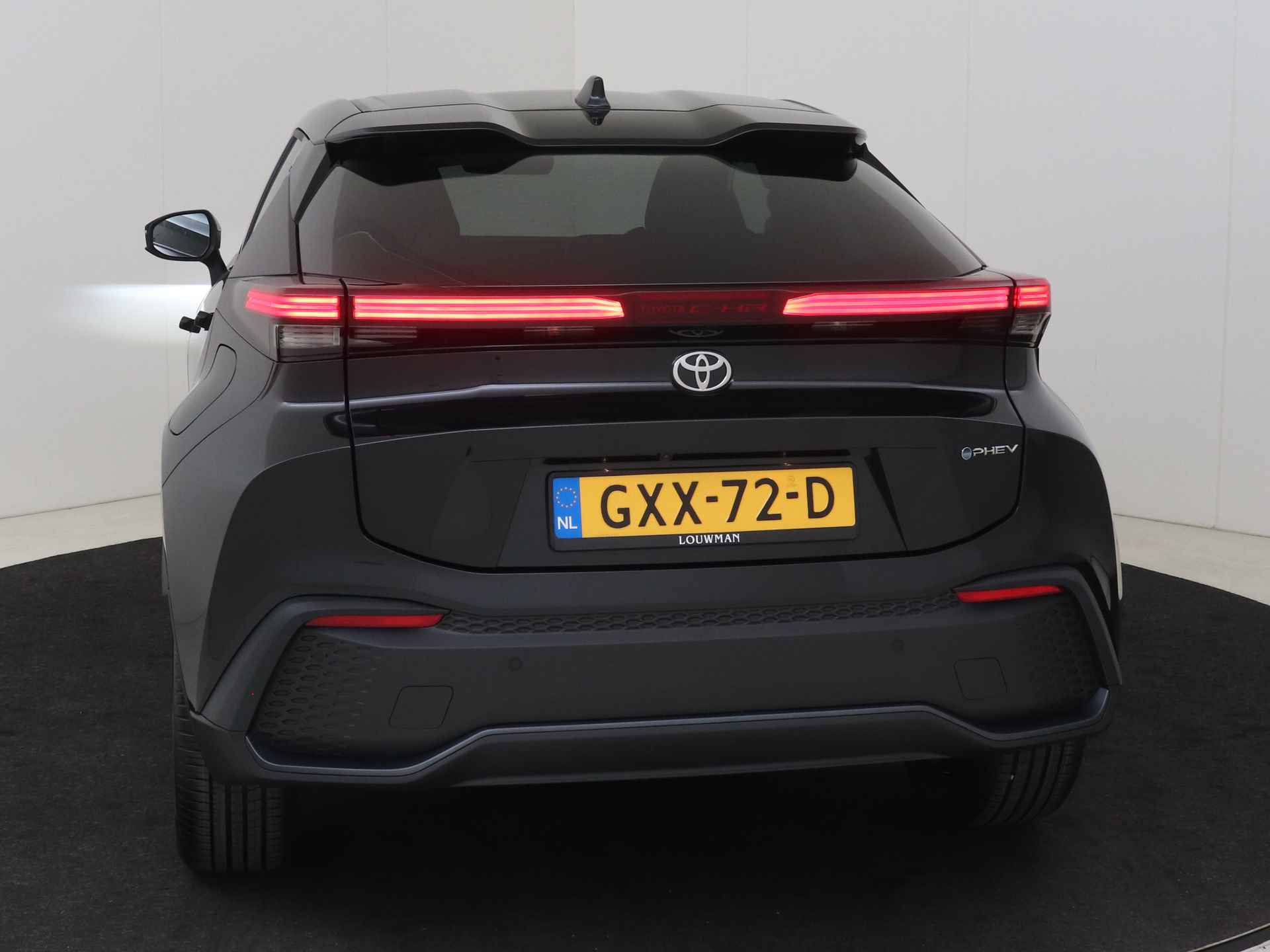 Toyota C-HR 2.0 Plug-in Hybrid 220 First Edition DEMO | Navigatie | 360 Camera | LM velgen | Dodehoek Ass. | LM velgen | Draadloze telefoonlader | Parkeersensoren | - 27/54