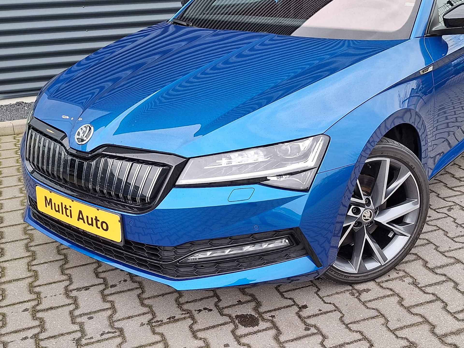 Škoda Superb Combi 1.4 TSI iV Sportline Business Plug In Hybrid PHEV | Carplay | Trekhaak af Fabriek  | Adaptive Cruise | Alcantara Sportstoelen Memory | Chrystal LED  | 19 "L.M | Stuur/Stoel Verwarming | - 7/19