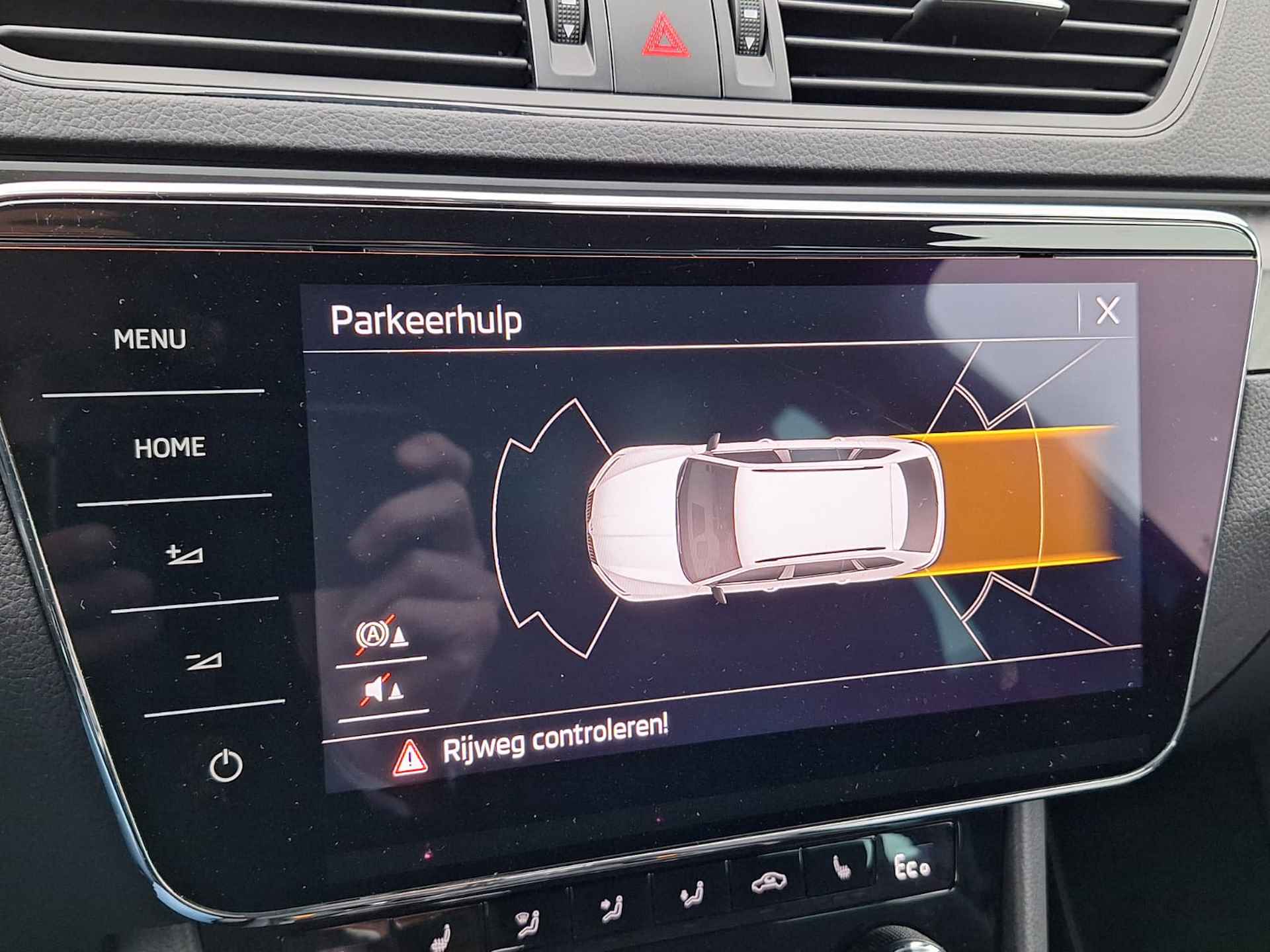 Škoda Superb Combi 1.4 TSI iV Sportline Business Plug In Hybrid PHEV | Carplay | Trekhaak af Fabriek  | Adaptive Cruise | Alcantara Sportstoelen Memory | Chrystal LED  | 19 "L.M | Stuur/Stoel Verwarming | - 11/19