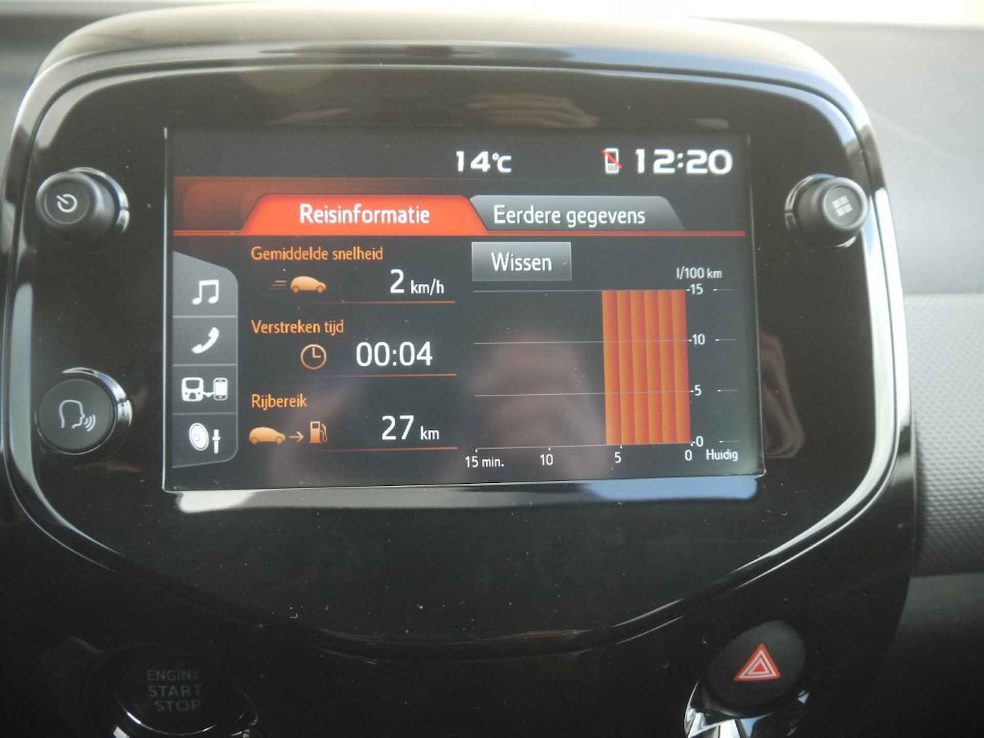 Peugeot 108 1.0 e-VTi Allure TOP! Cabrio NL-Auto!! Climate I Camera I Key-less -- A.S. ZONDAG GEOPEND VAN 11.00 T/M 15.30 -- - 11/36