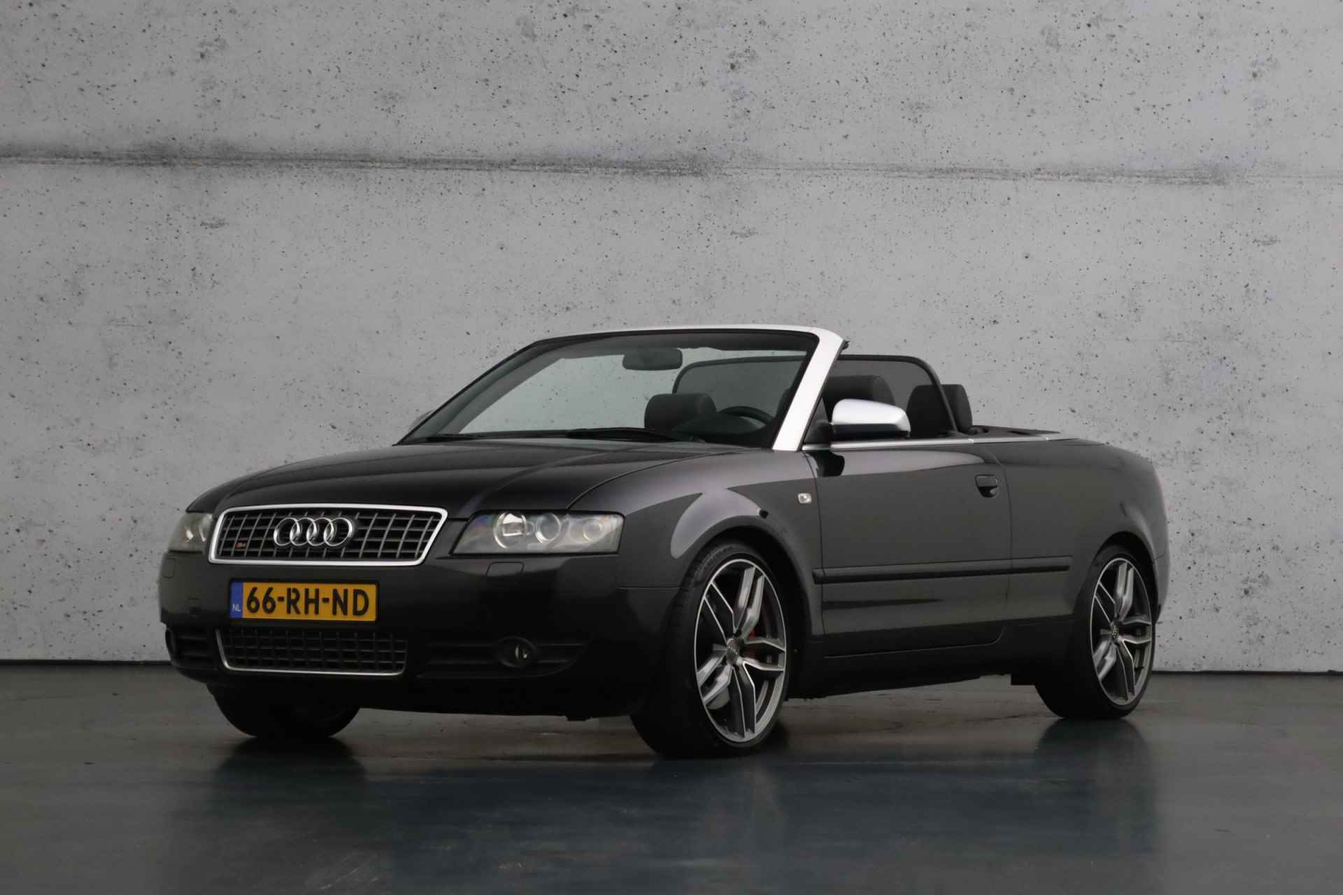 Audi S4 Cabriolet 4.2 V8 quattro | Origineel Nederlands | Half lederen\Alcantara bekleding | Youngtimer - 5/29