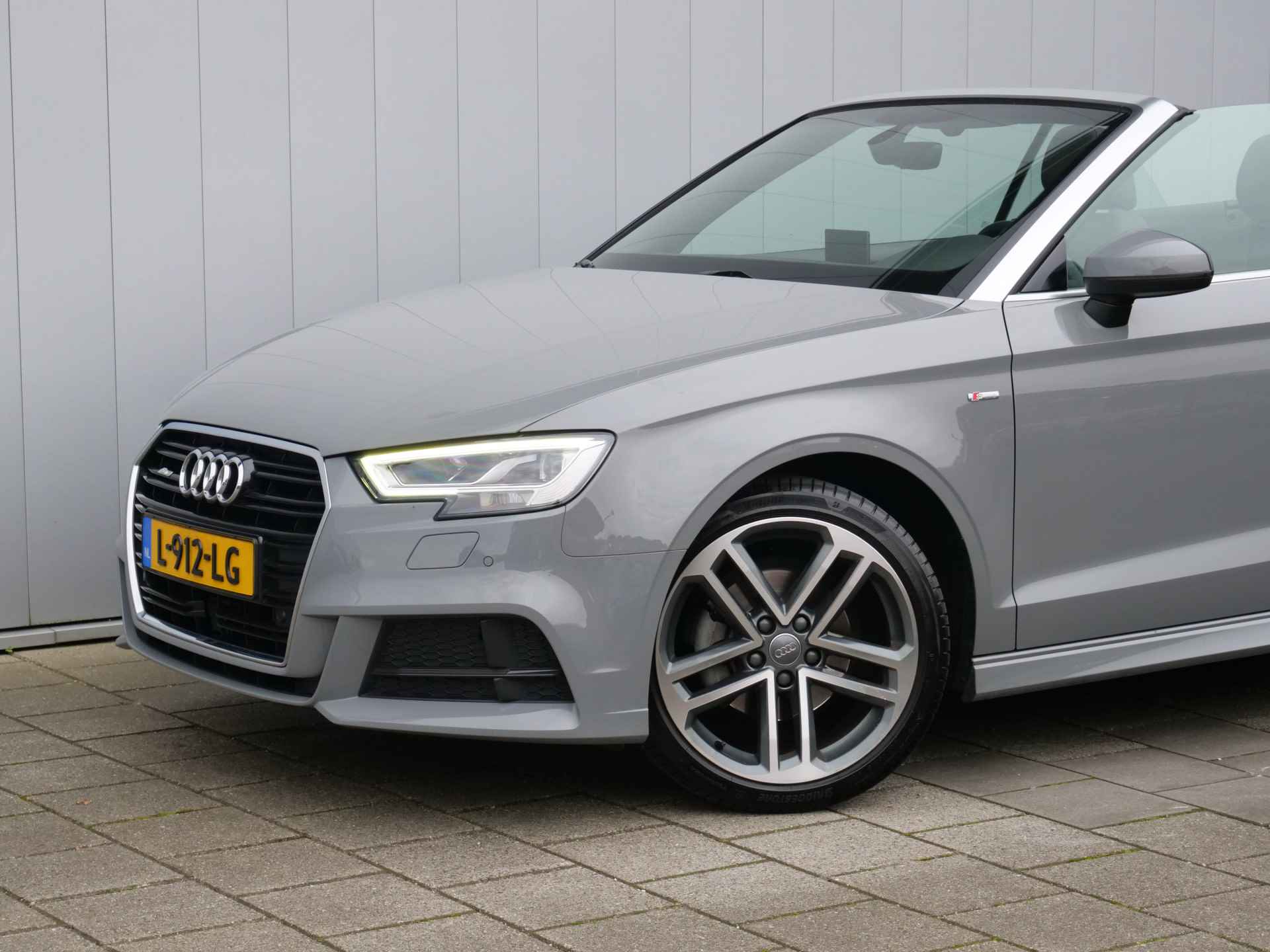 Audi A3 Cabriolet 1.5 TFSI 150pk CoD Sport S Line Edition Automaat LED / Camera / Navigatie - 20/38