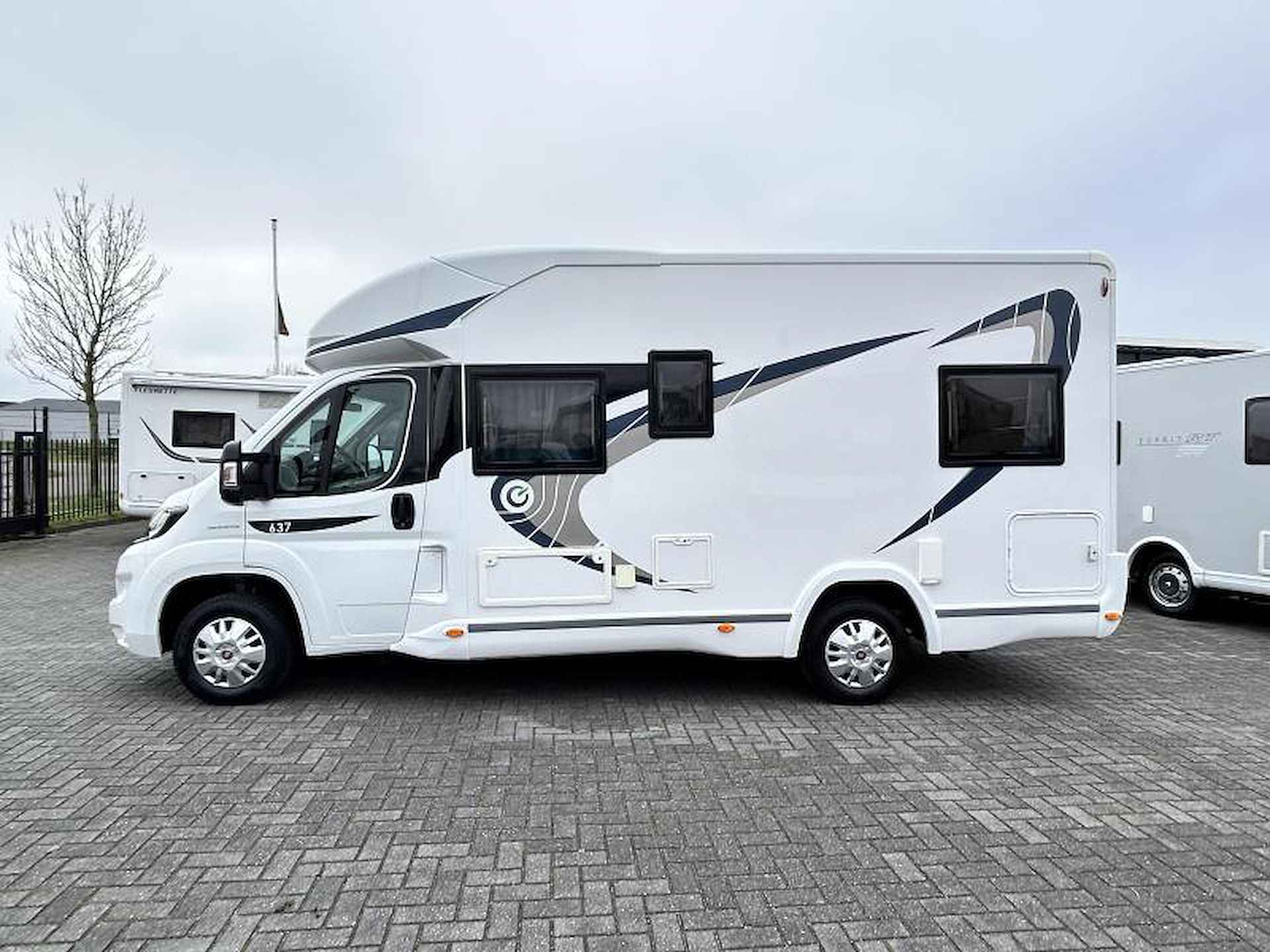 Chausson Flash 637 enkele-bedden/euro6/uniek - 5/23