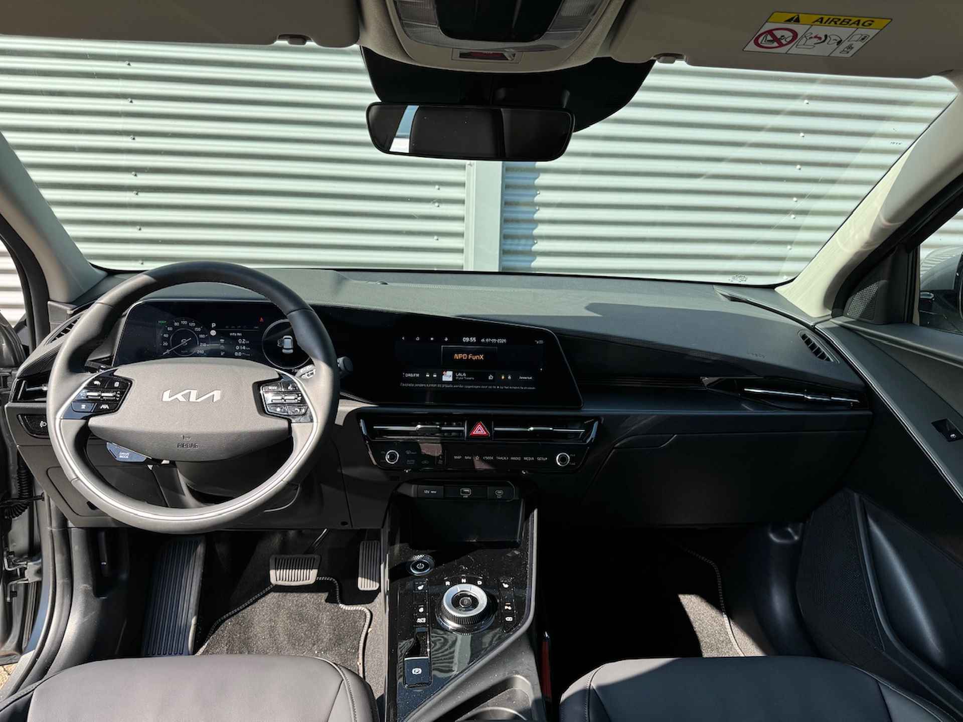 KIA e-Niro 64,8 kWh 204pk Aut Edition / Stoel/Stuurwielverwarming | Climate Control | Navigatie | - 12/43