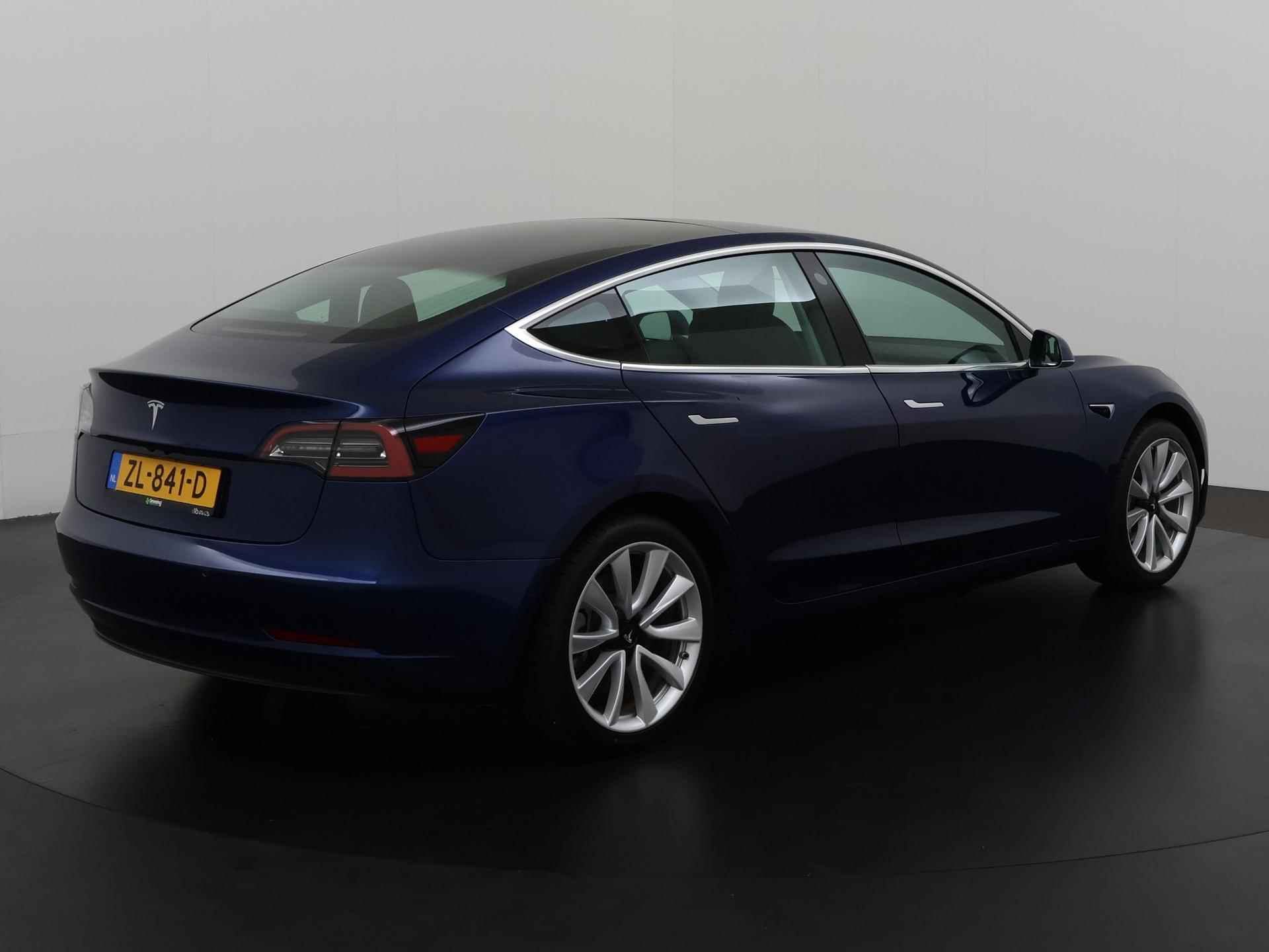 Tesla Model 3 Standard RWD Plus 60 kWh | Panoramadak | 19'' | Zondag Open! - 4/43