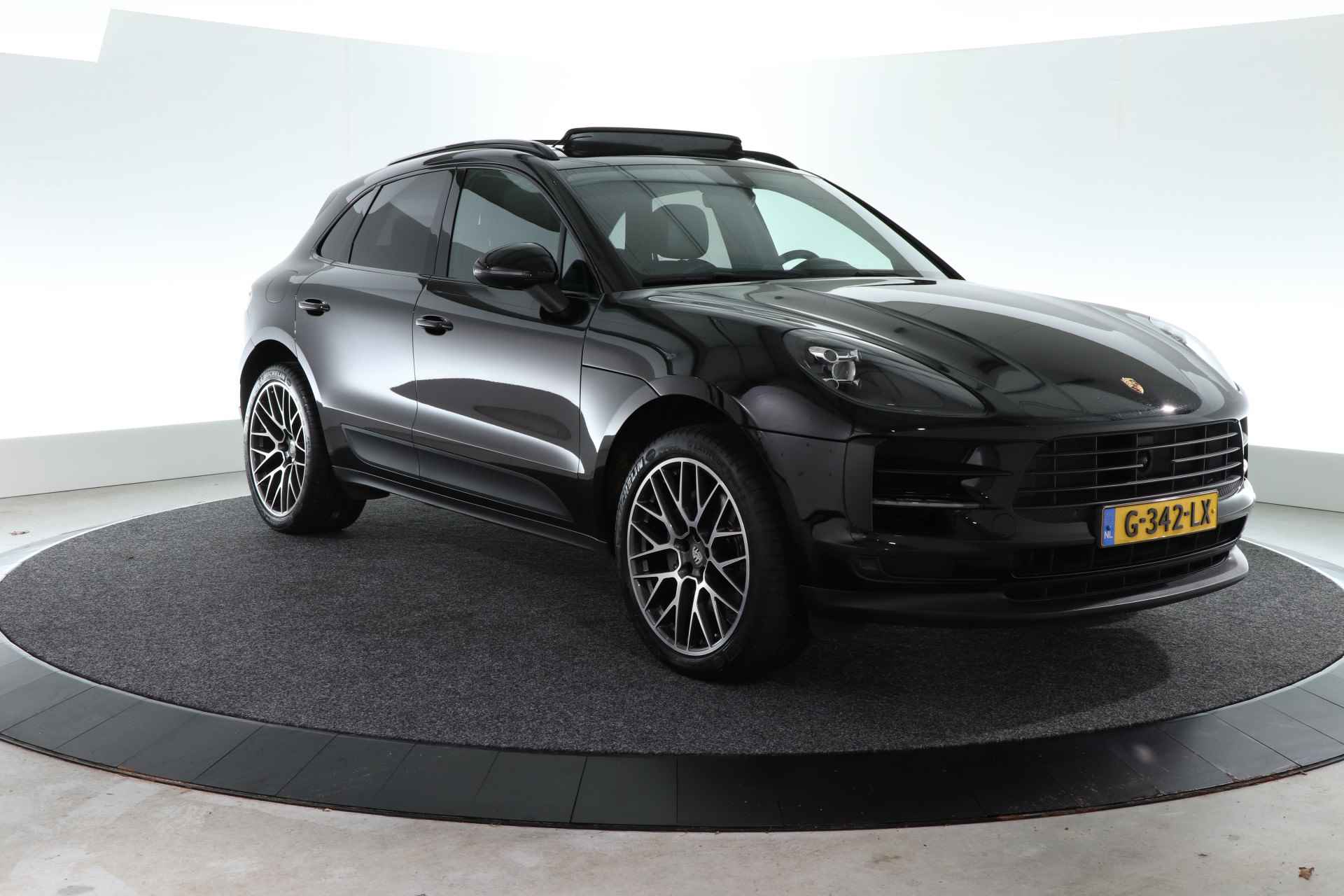 Porsche Macan 3.0 S / SCHUIF-KANTEL / ADAP. CRUISE / CAMERA / - 3/33