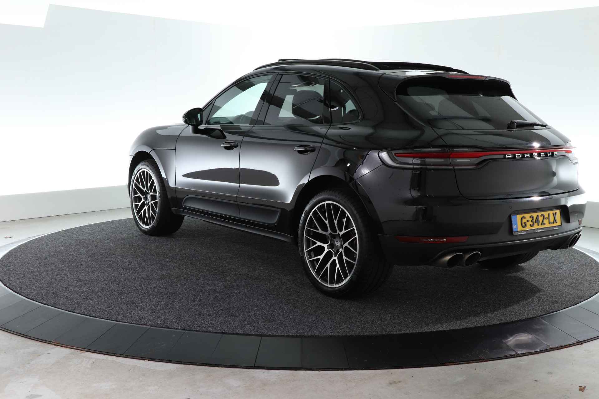 Porsche Macan 3.0 S / SCHUIF-KANTEL / ADAP. CRUISE / CAMERA / - 4/33