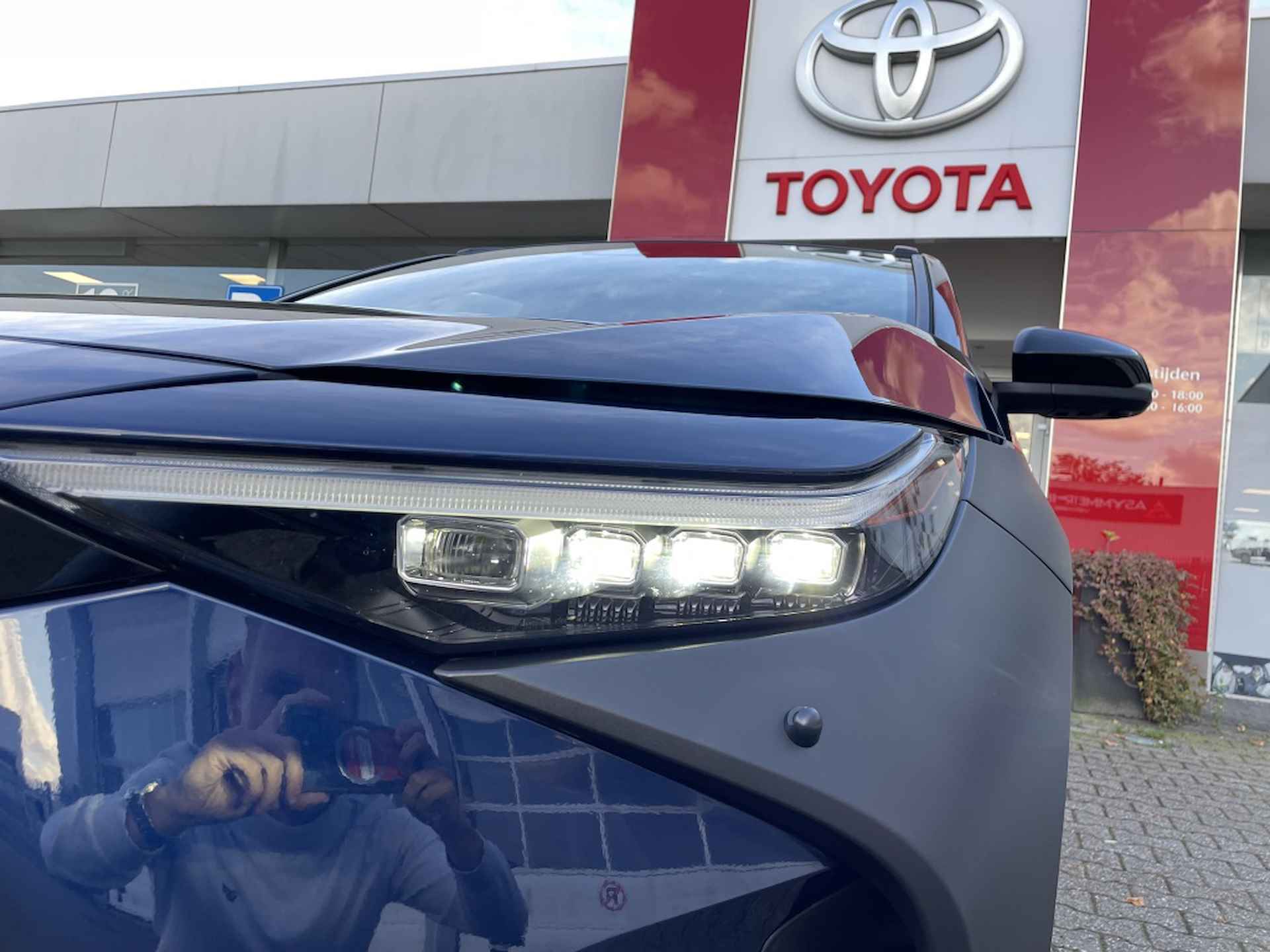 Toyota bZ4X Launch Editon Premium 71 kWh | NL Auto | Trekhaak | Navi | Apple - 6/36