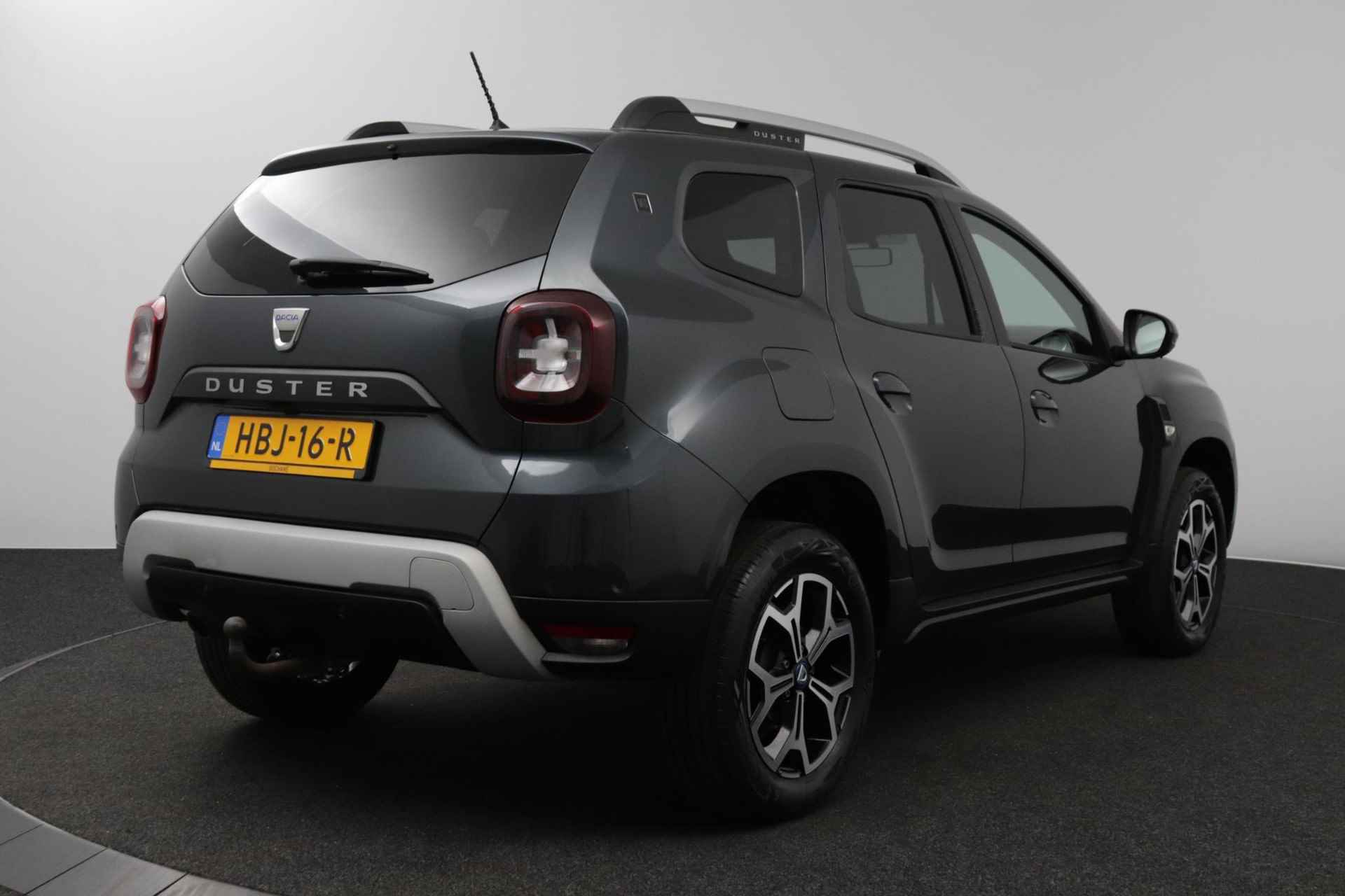 Dacia Duster 1.3 TCe 150pk Serie Limitee 15th Anniversary | Navigatie | Camera | Trekhaak | - 3/44