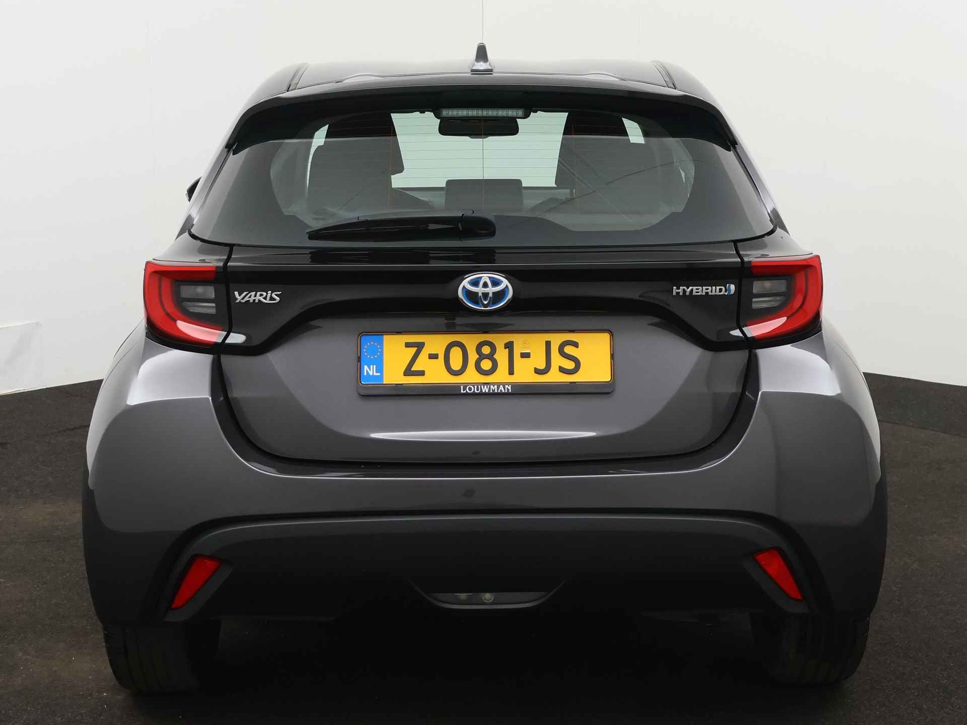 Toyota Yaris 1.5 Hybrid Dynamic Limited | Stoelverwarming | Parkeercamera | Verkocht Breda OVVP - 30/42