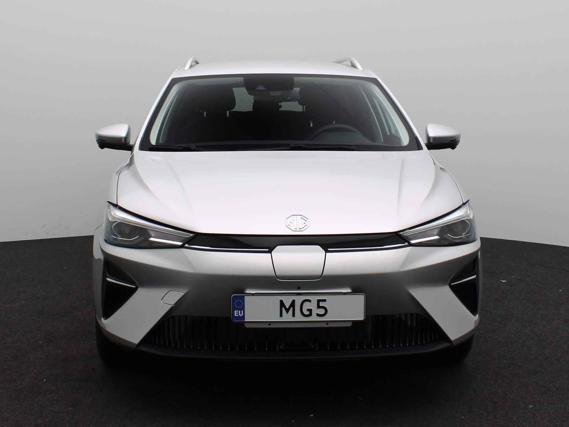 MG 5 Standard Range Luxury 50 kWh | Platinum Deal €3.745,- Korting | Subsidie €2.000 | Leder | LED | Carplay | 360 CAM - 4/28