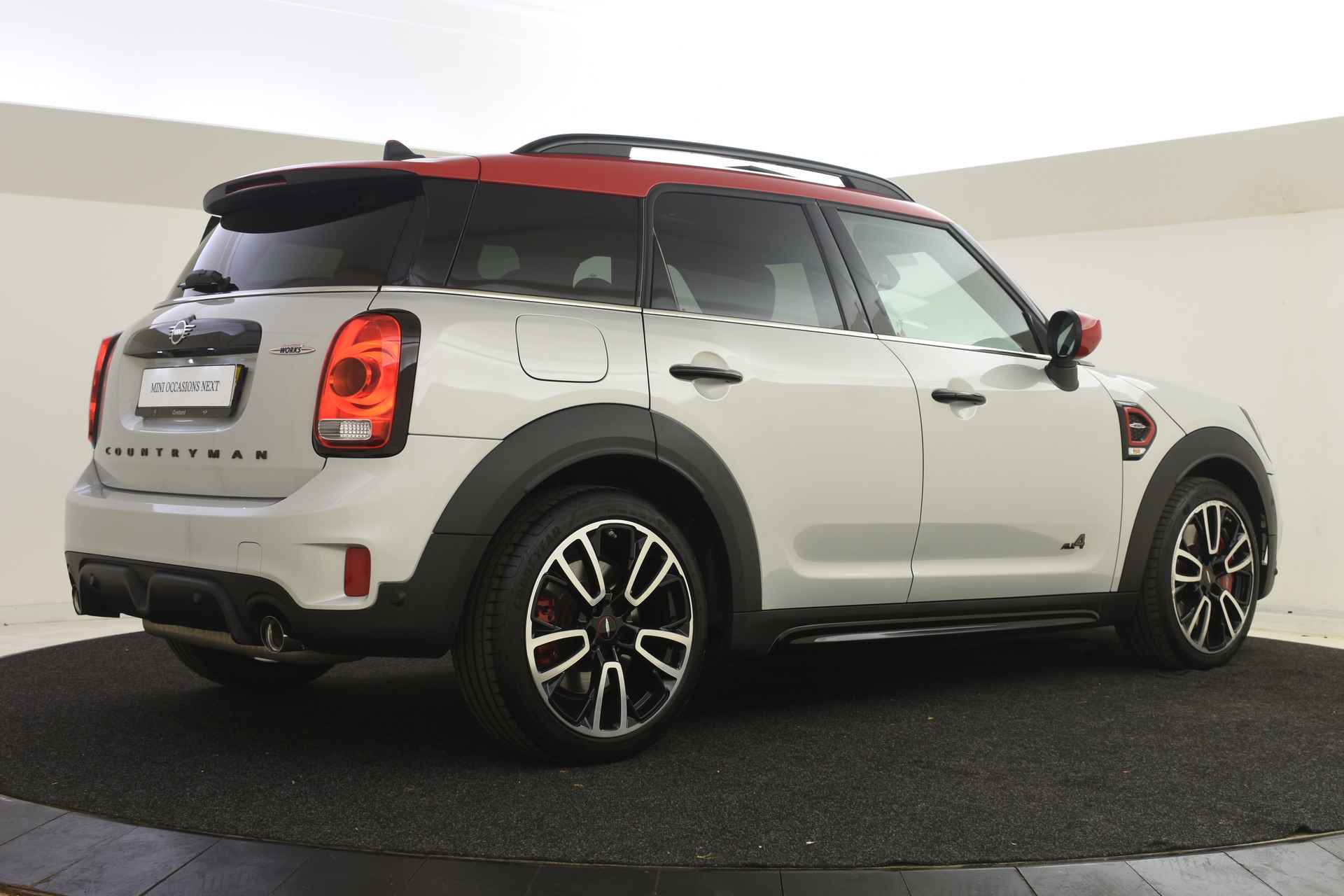 MINI Countryman JCW ALL4 Chili Automaat / Panoramadak / Achteruitrijcamera / Comfort Access / LED / Apple CarPlay / Park Assistant / Stoelverwarming - 14/50