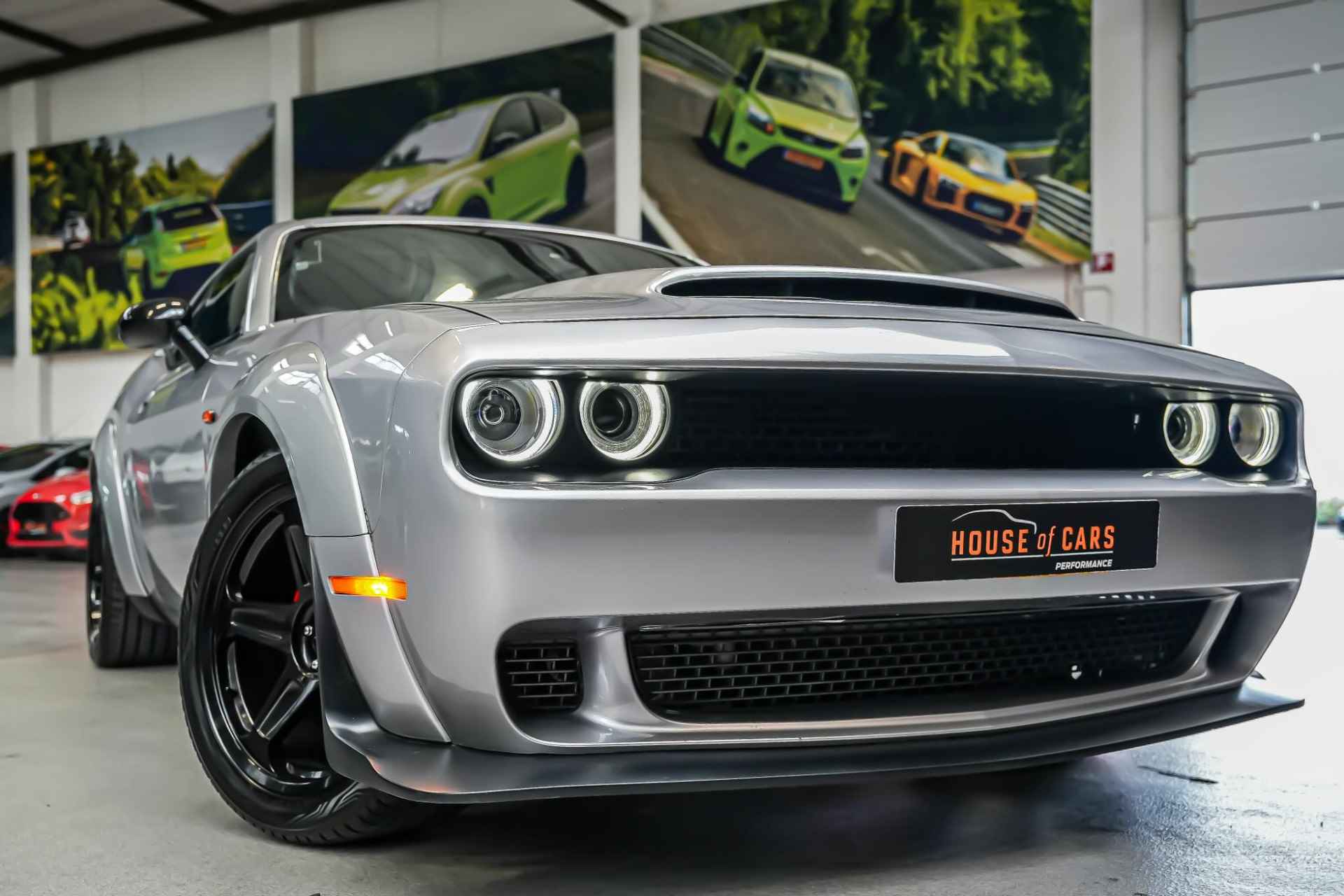 Dodge Challenger 5.7 377pk V8 Hemi AUTOMAAT |schuif kanteldak|Apple Carplay|JLT lucht inlaat|20" SRT|cruise control|stoelverwarming|LED-dagrijverlichting| - 21/39