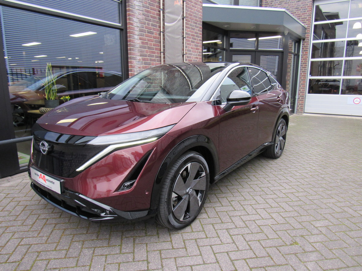 Nissan Ariya 87 kWh 242pk Evolve /20 Inch lm velgen / Panoramadak / Head up display / Led / Pro pilot /Bose bij viaBOVAG.nl