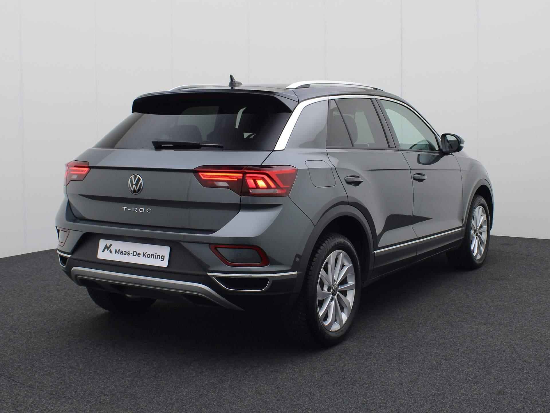 Volkswagen T-Roc 1.5TSI/150PK Style DSG · Navigatie · Parkeersensoren · Trekhaak · Garantie tot januari 2026 - 3/8