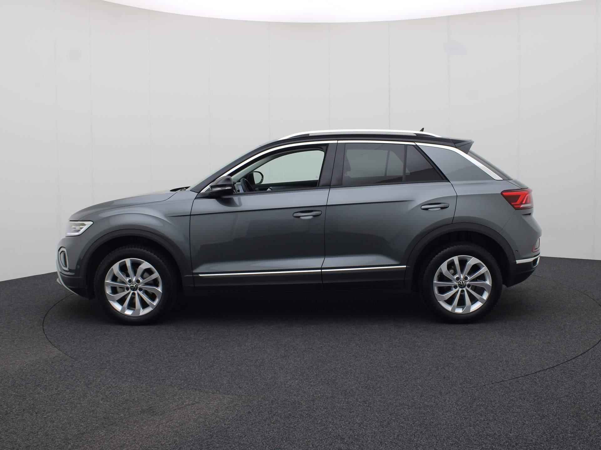 Volkswagen T-Roc 1.5TSI/150PK Style DSG · Navigatie · Parkeersensoren · Trekhaak · Garantie tot januari 2026 - 6/8