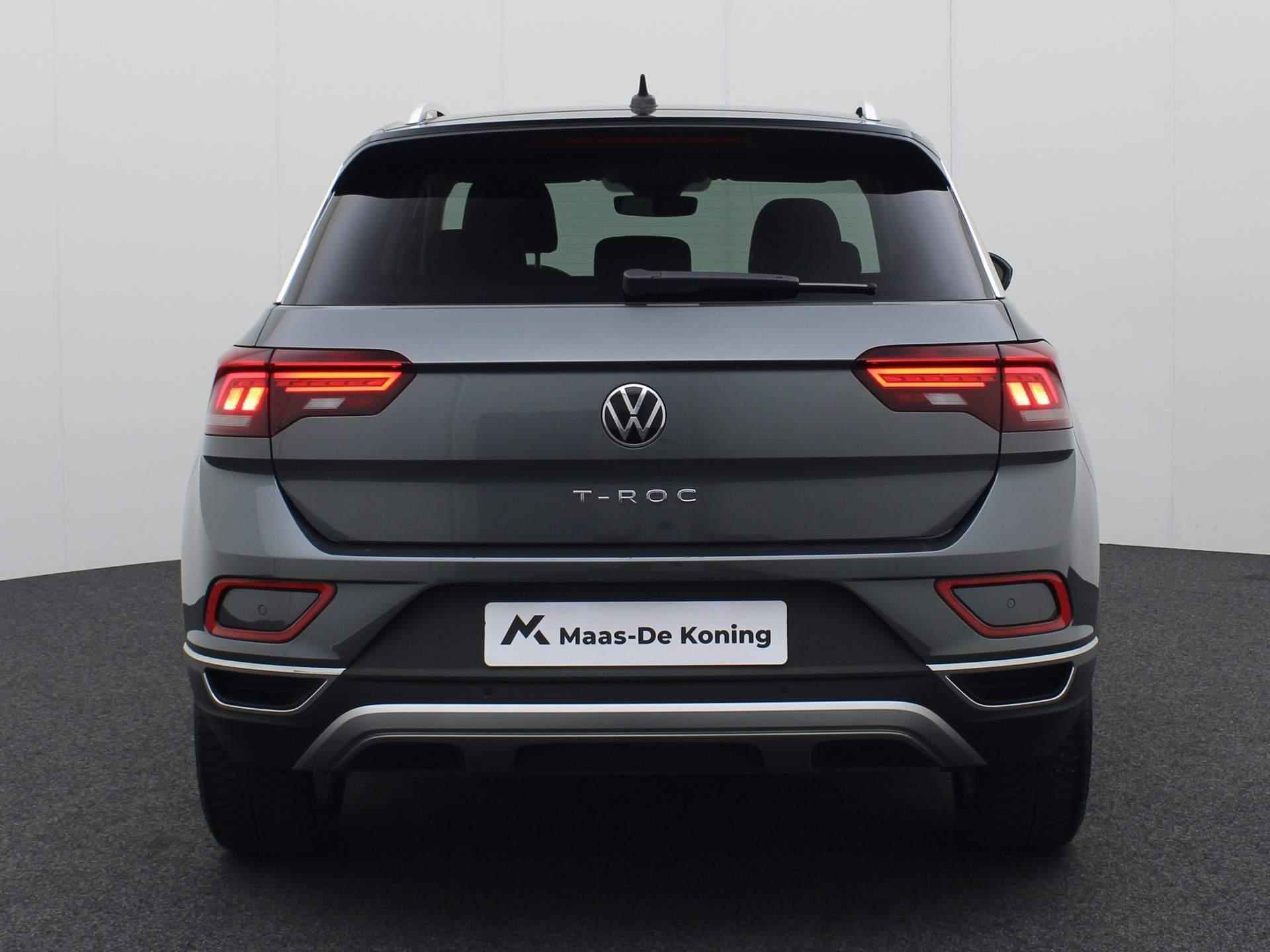 Volkswagen T-Roc 1.5TSI/150PK Style DSG · Navigatie · Parkeersensoren · Trekhaak · Garantie tot januari 2026 - 7/8