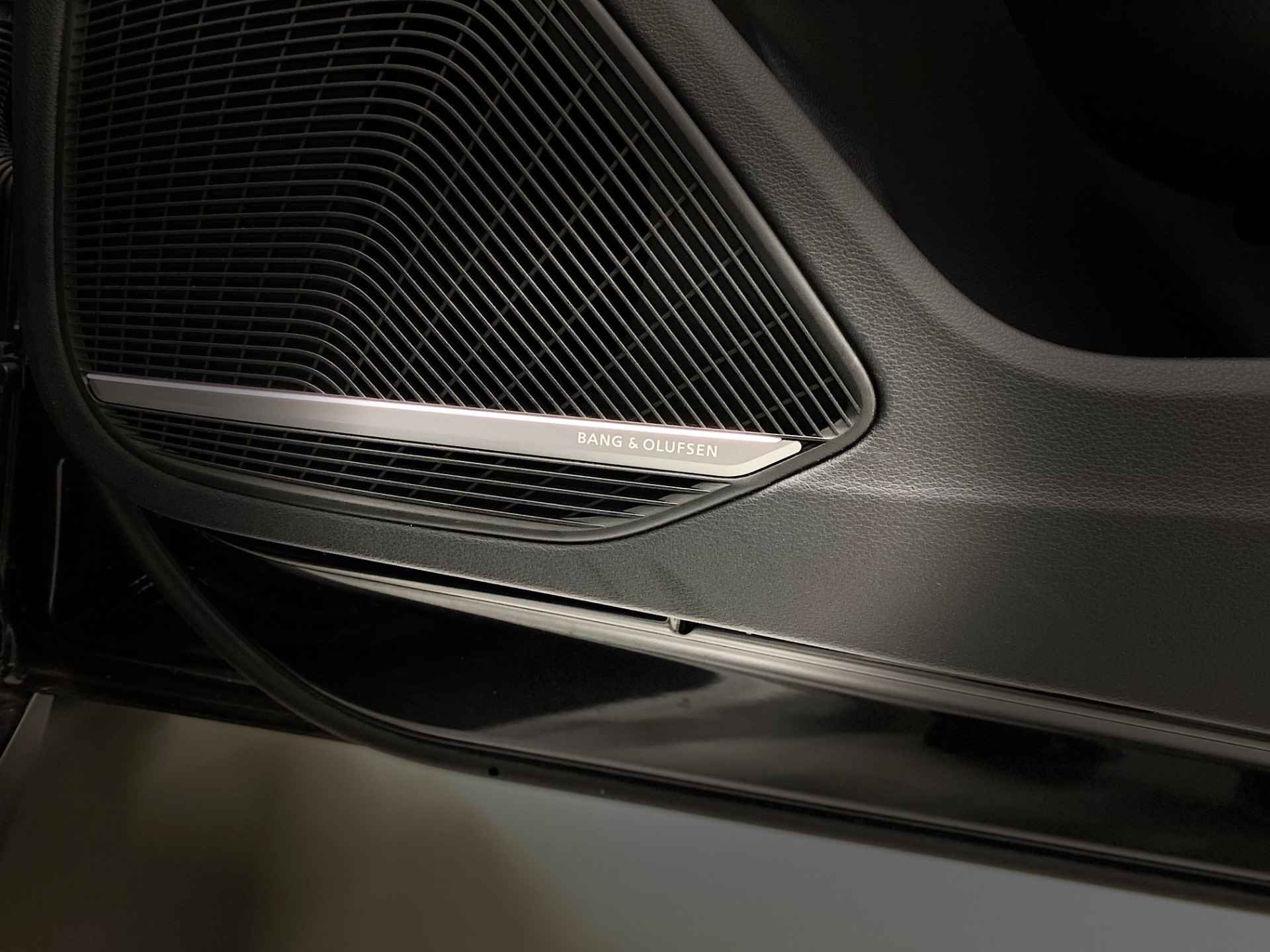 Audi S5 Cabriolet 3.0 TFSI quattro Pro Line Plus B&O Leer 360°camera Carbon ACC Headup Navi - 45/51
