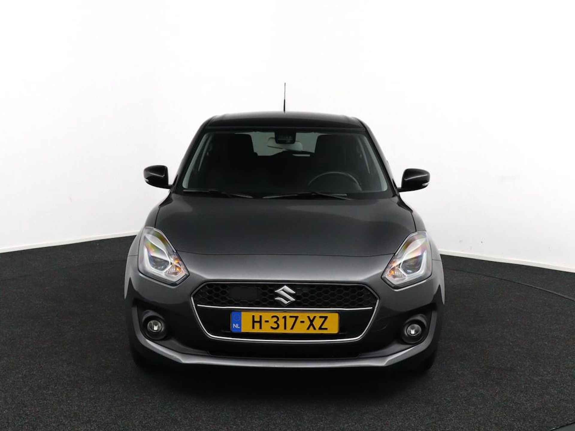 Suzuki Swift 1.2 Stijl Smart Hybrid | Afneembare Trekhaak | Navigatie | Keyless Entry | Led Verlichting | Stoelverwarming | - 7/47