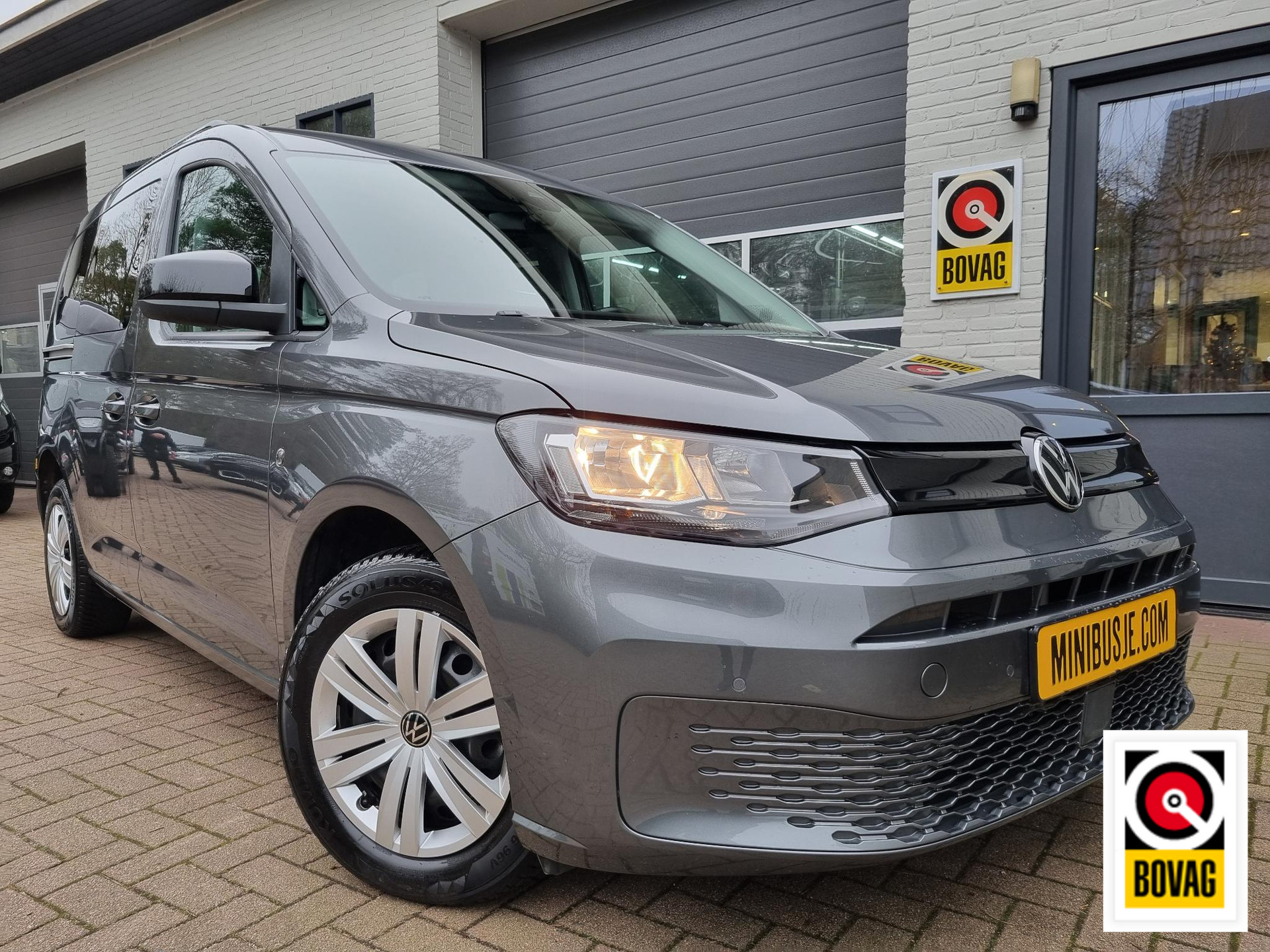 Volkswagen Caddy Life 1.5 TSI DSG / CAMERA / CRUISE / APP CONNECT