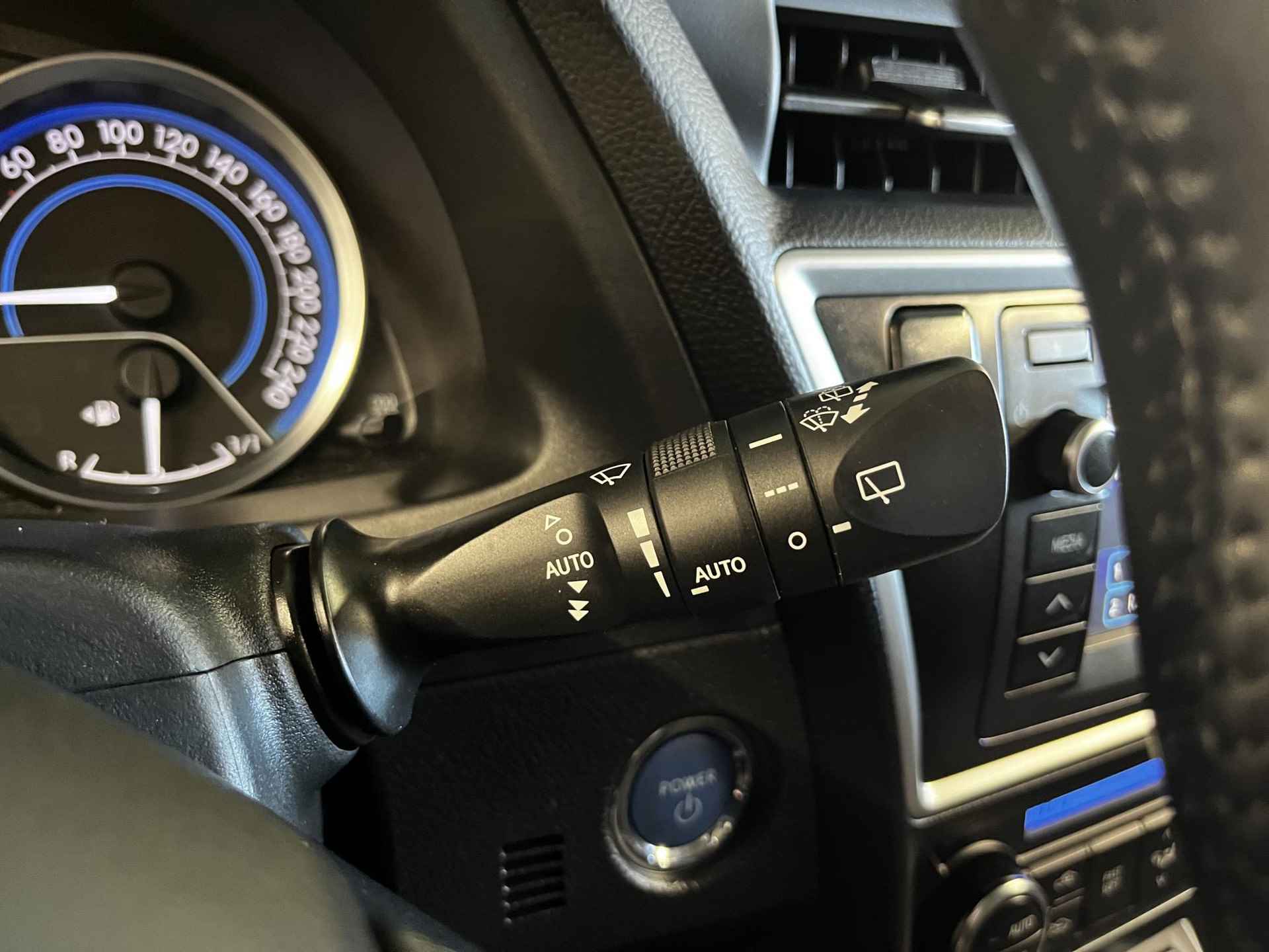 Toyota Auris Touring Sports 1.8 Hybrid Lease+ | Parkeersensoren | Camera | Trekhaak | - 15/38