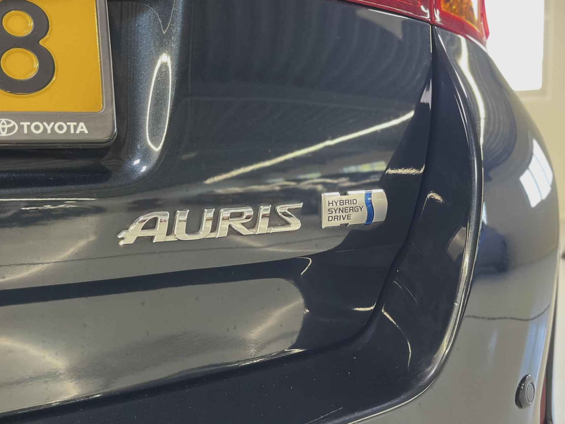 Toyota Auris Touring Sports 1.8 Hybrid Lease+ | Parkeersensoren | Camera | Trekhaak | - 22/38