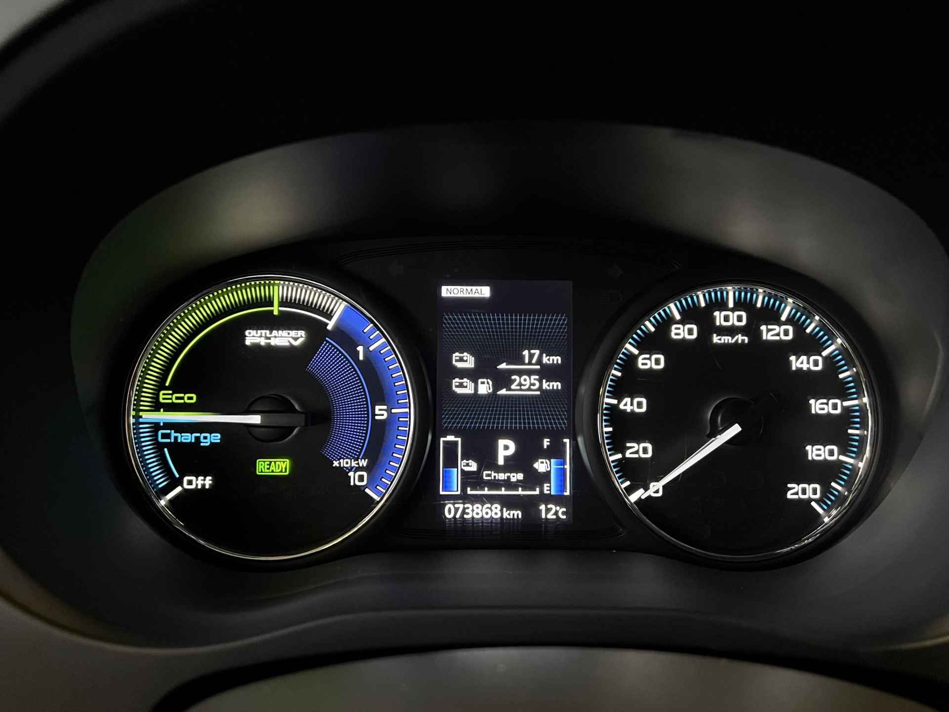 Mitsubishi Outlander 2.4 PHEV Pure+ | Carplay | Trekhaak | All-in rijklaarprijs - 14/42