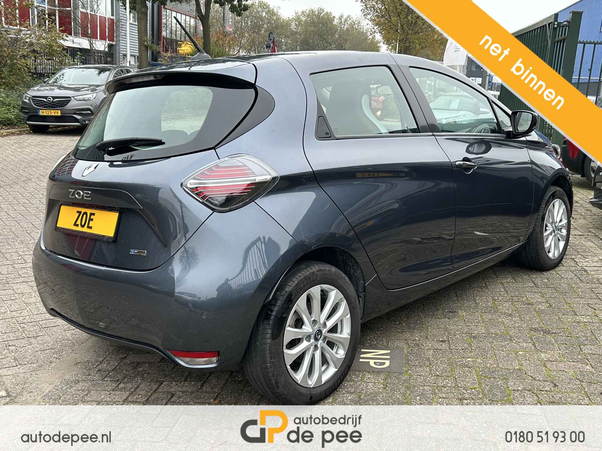 Renault ZOE R135 Intens 52 kWh (€ 11350 NA SUBSIDIE) GARANTIE/SUBSIDIE/BATTERIJHUUR/CARPLAY/CAMERA/STOELVERW./DAB+/AIRCO/CRUISE rijklaarprijs! - 17/18