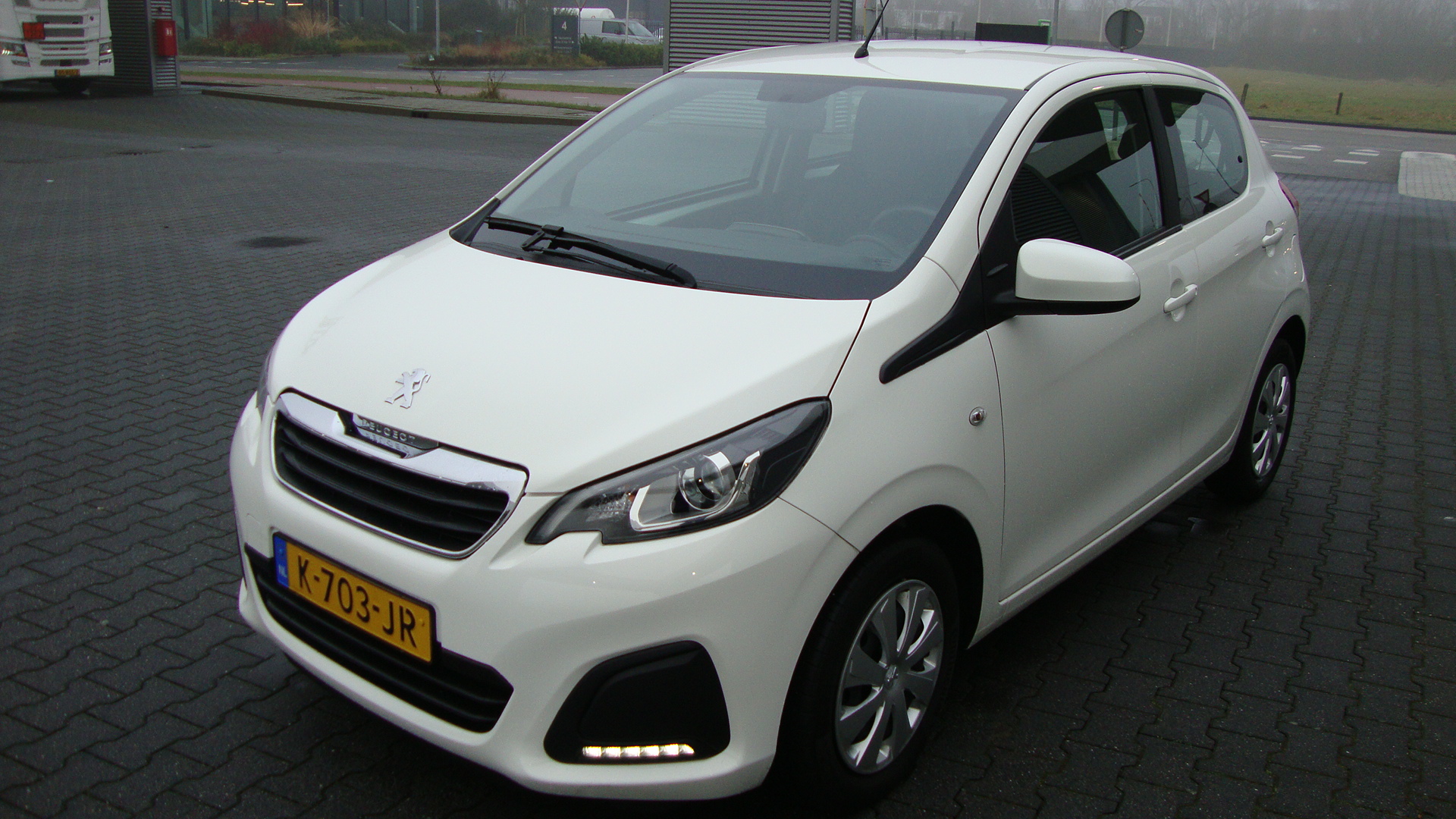 PEUGEOT 108 1.0 e-VTi 72pk 5D Active