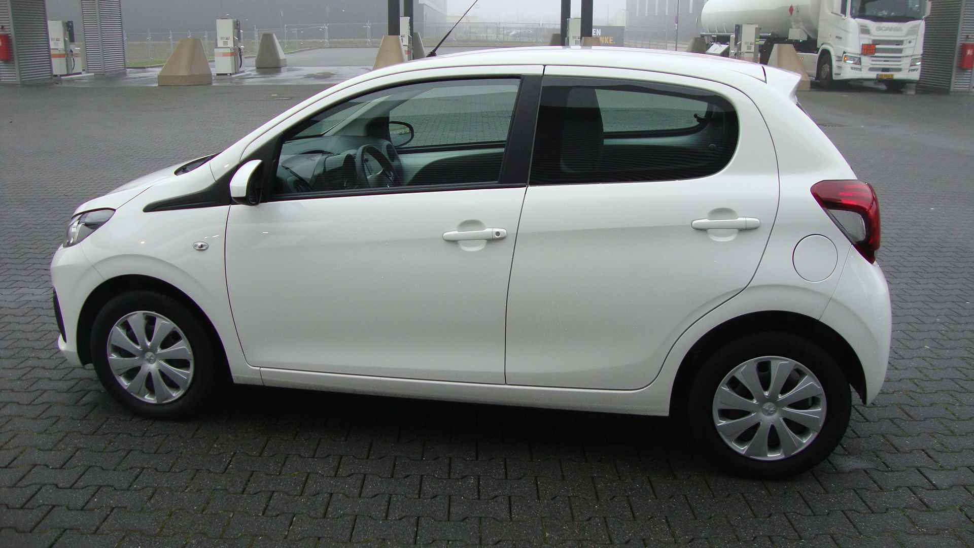 PEUGEOT 108 1.0 e-VTi 72pk 5D Active - 3/19