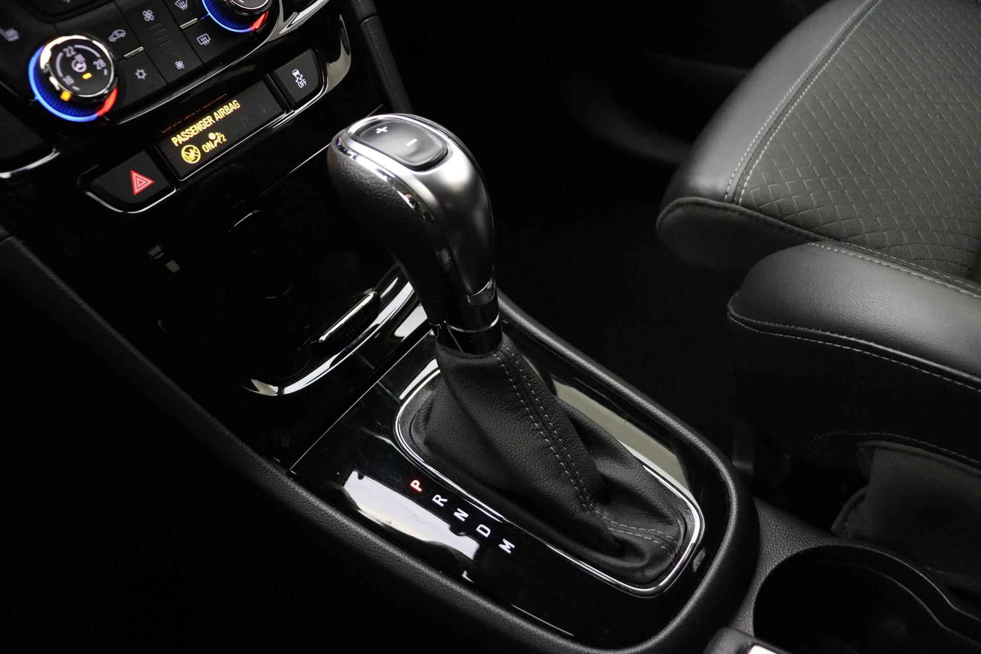 Opel Mokka X 1.4 Turbo Automaat Innovation | Winterpakket | AGR Stoelen | Trekhaak | Keyless Entry | Achteruitrijcamera | Navigatie | Parkeersensoren - 31/38