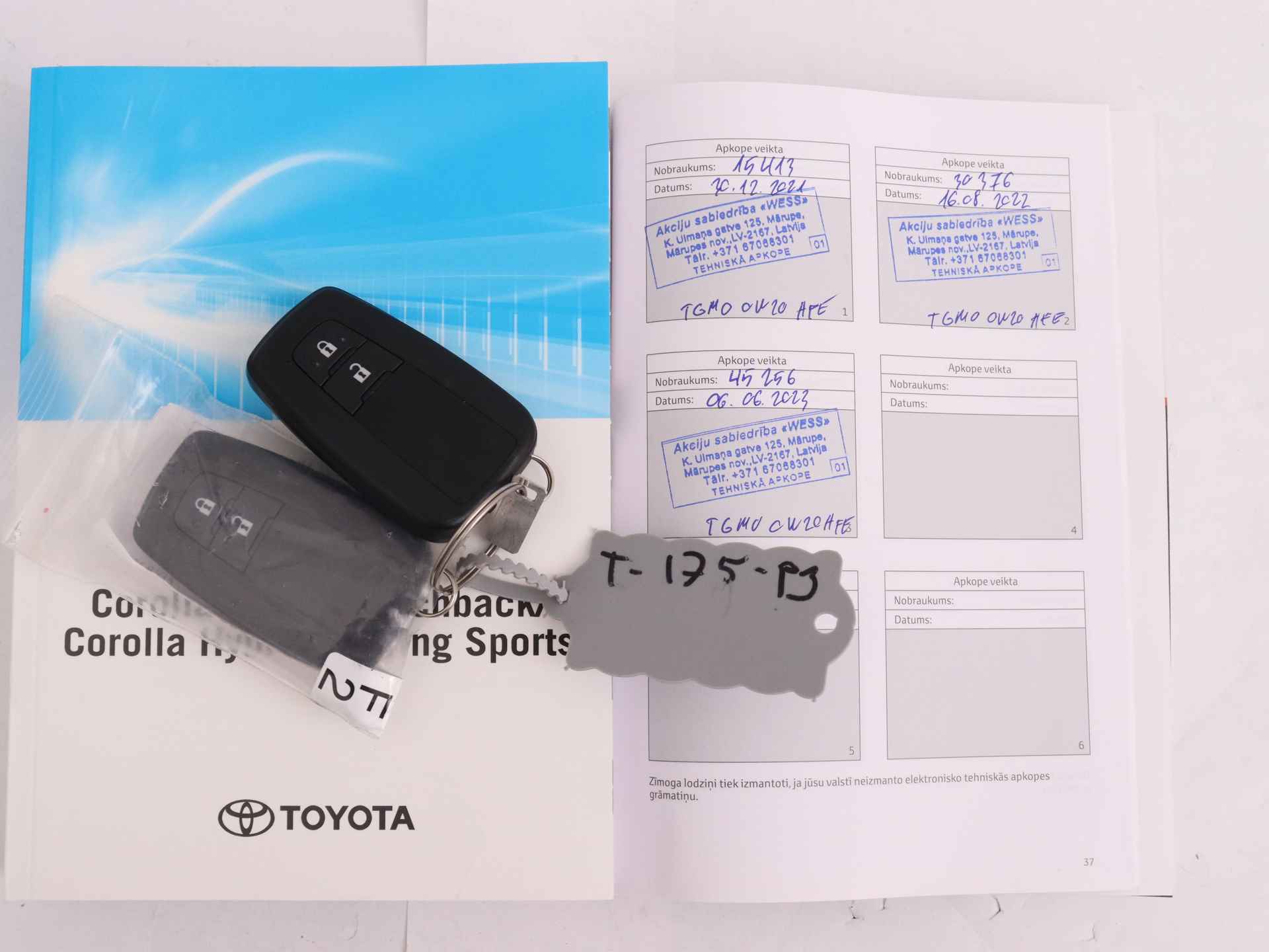 Toyota Corolla 1.8 Hybrid Dynamic + Limited | Apple CarPlay | Android Auto | - 14/43