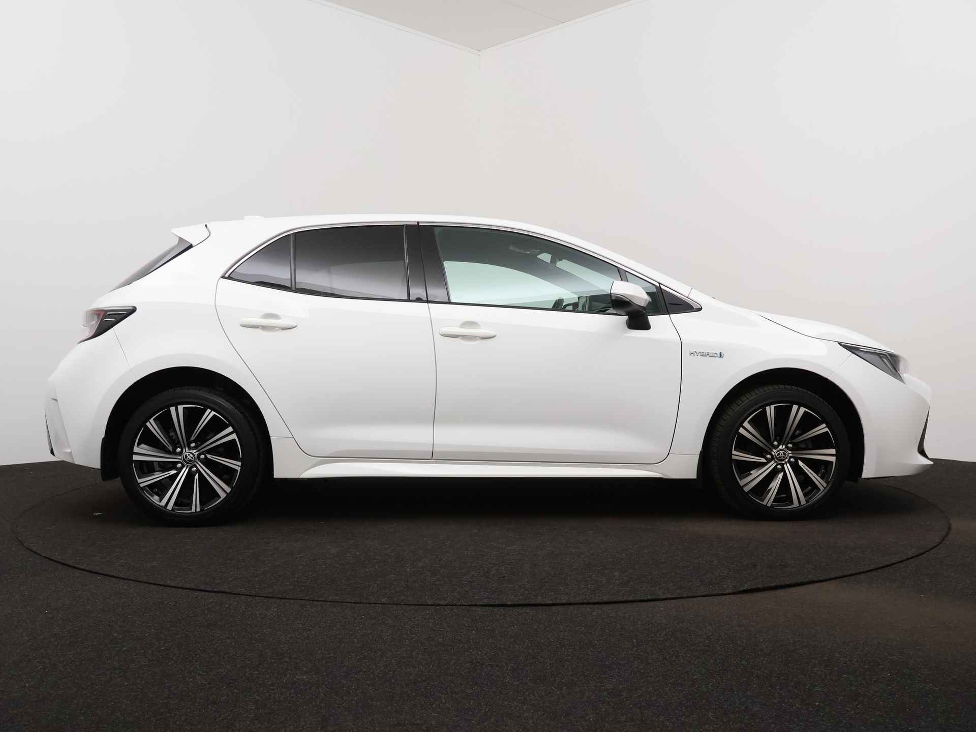 Toyota Corolla 1.8 Hybrid Dynamic + Limited | Apple CarPlay | Android Auto | - 16/43