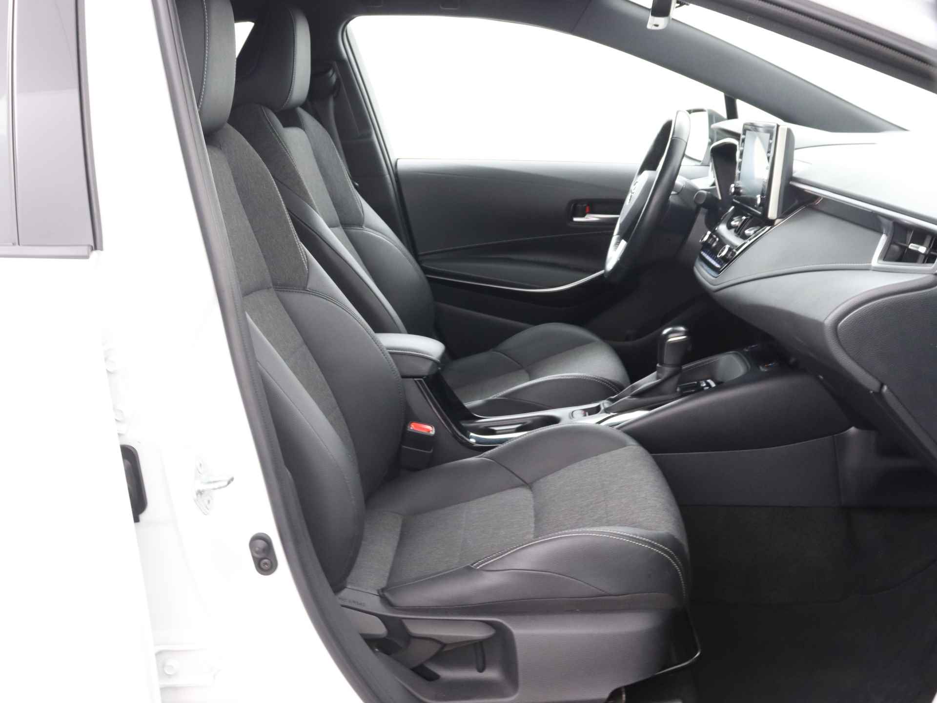 Toyota Corolla 1.8 Hybrid Dynamic + Limited | Apple CarPlay | Android Auto | - 31/43