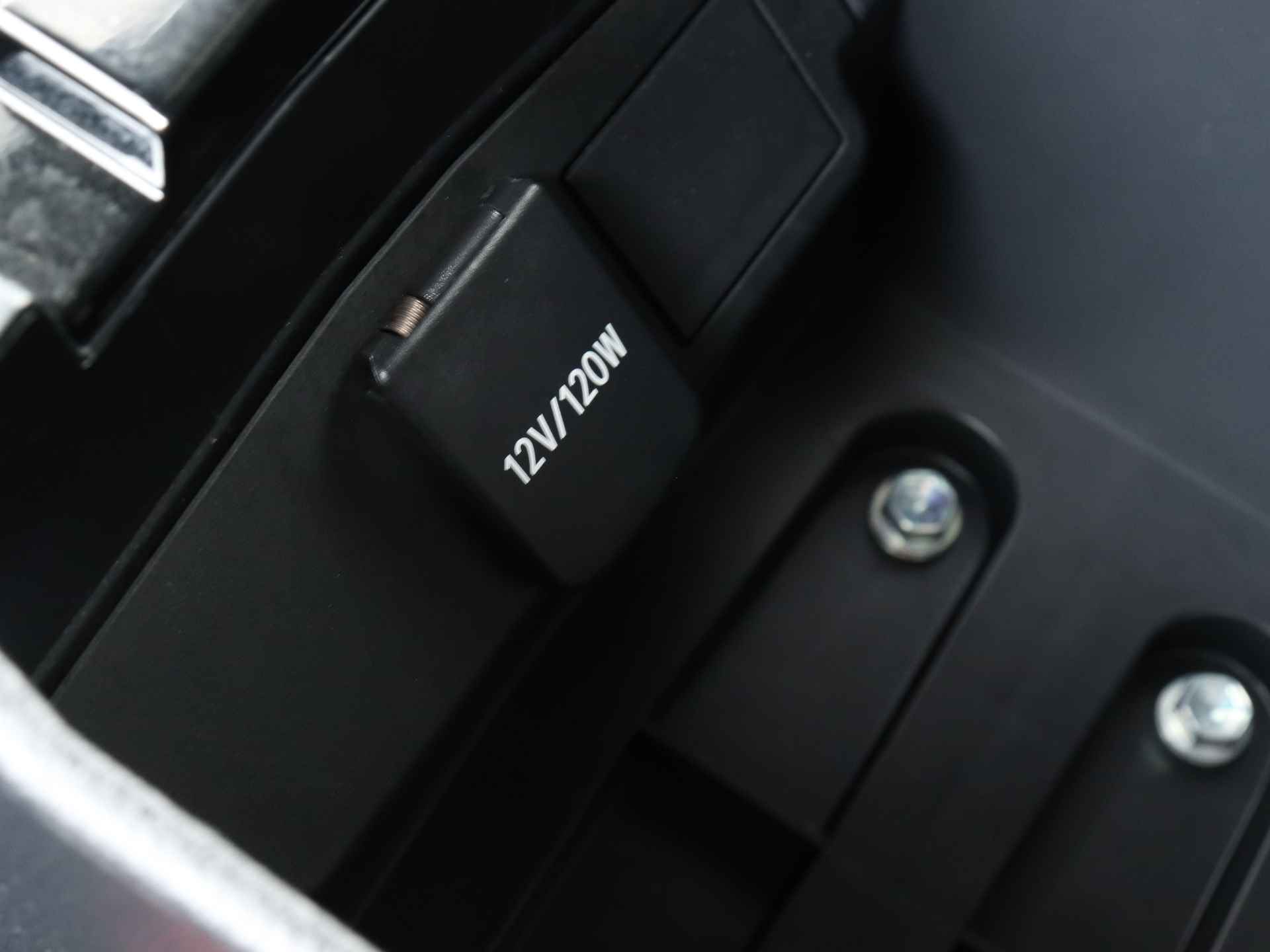 Toyota Corolla 1.8 Hybrid Dynamic + Limited | Apple CarPlay | Android Auto | - 36/43