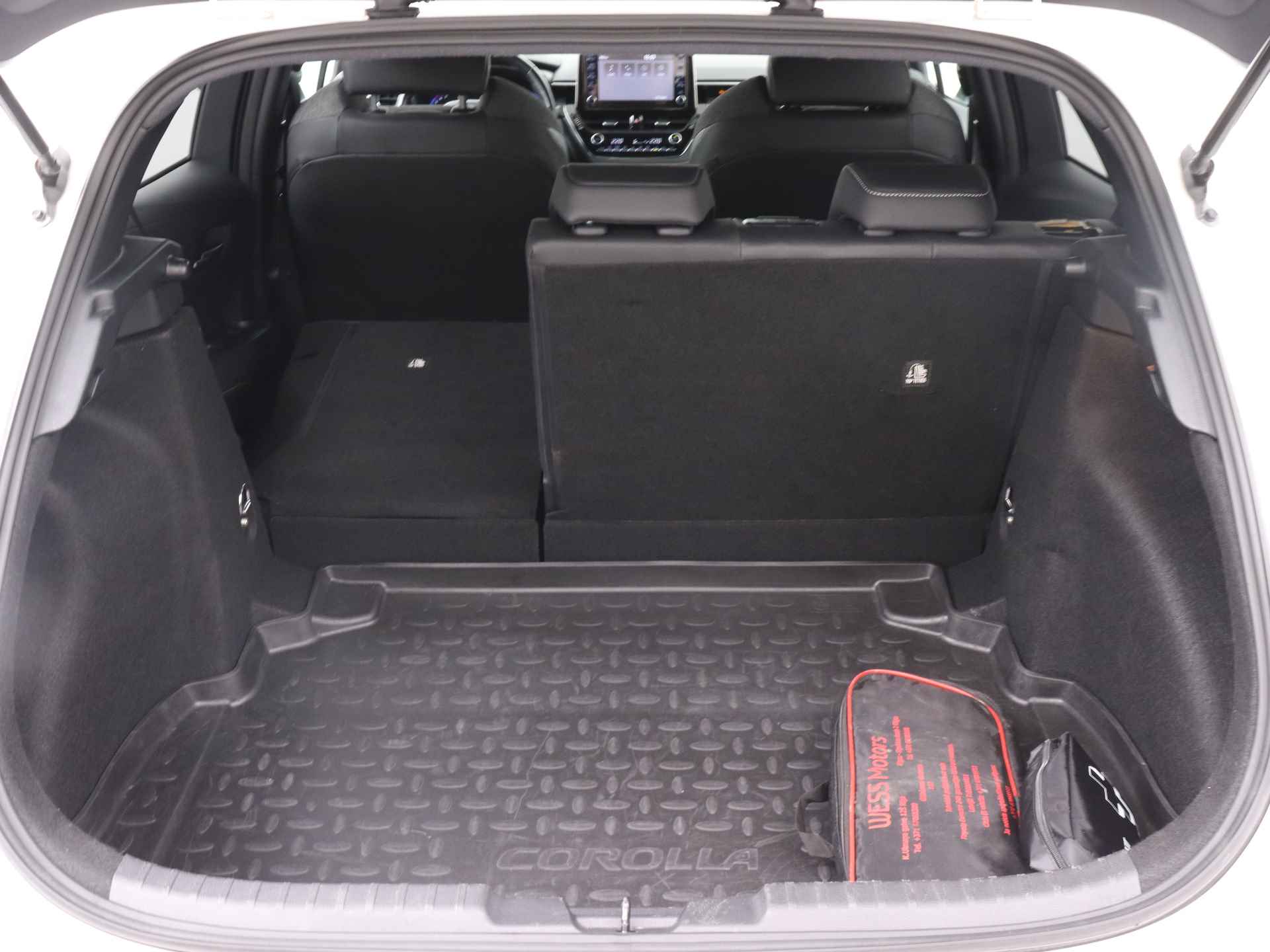 Toyota Corolla 1.8 Hybrid Dynamic + Limited | Apple CarPlay | Android Auto | - 38/43