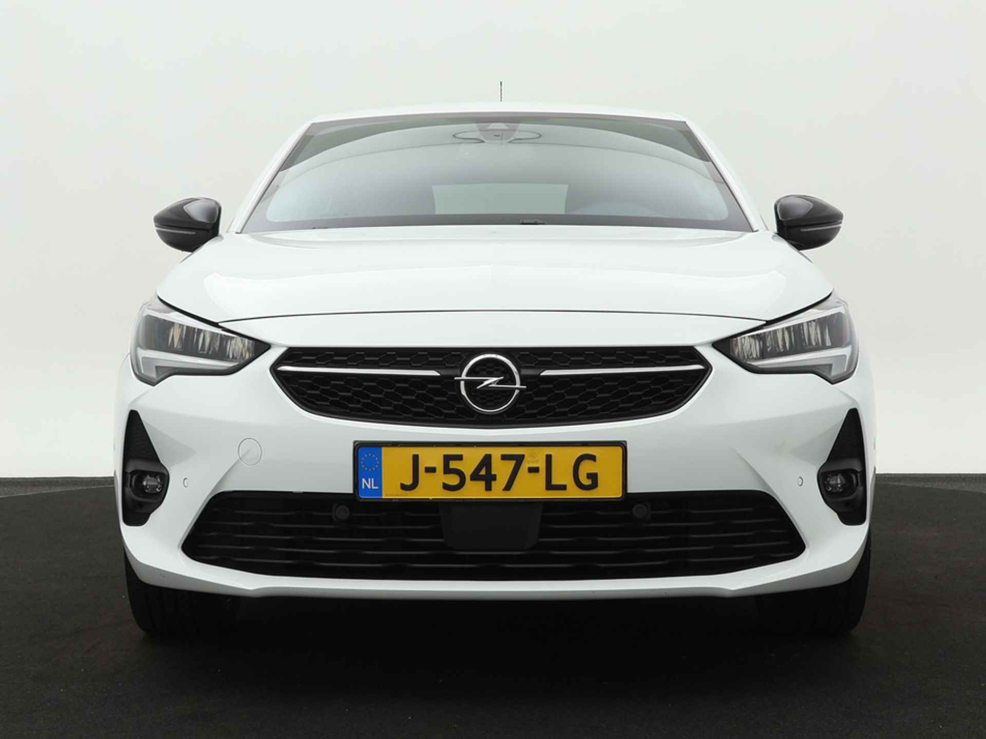 Opel CORSA-E GS Line 50 kWh 136pk 3-Fase *€2000 Subsidie beschikbaar* - Stoel-/stuurverwarming - Navigatie Pro - 17'' LM Velgen - 12 maanden Bovag garantie - 13/43