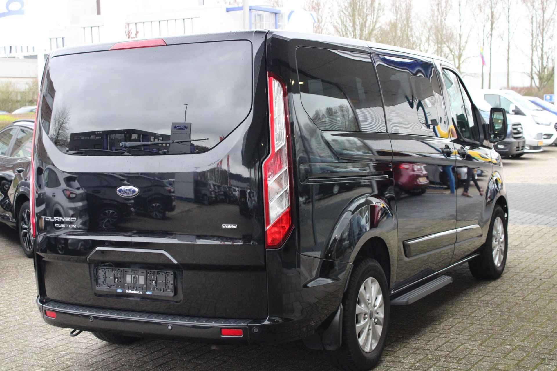Ford Tourneo Custom 320 1.0 EcoBoost L1H1 PHEV Titanium | 8 persoons | marge geen BTW en incl. BPM | 8pers! | - 17/52