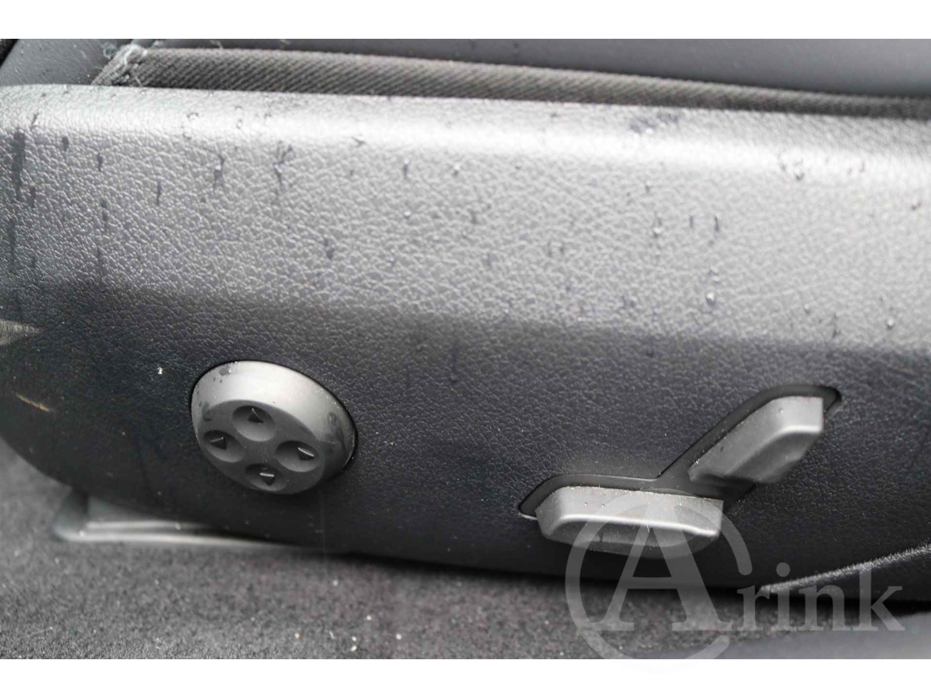 Mercedes-Benz C-Klasse Estate 180 AMG Line Parkeerpakket, Apple Carplay, Zitcomfortpakket - 13/36