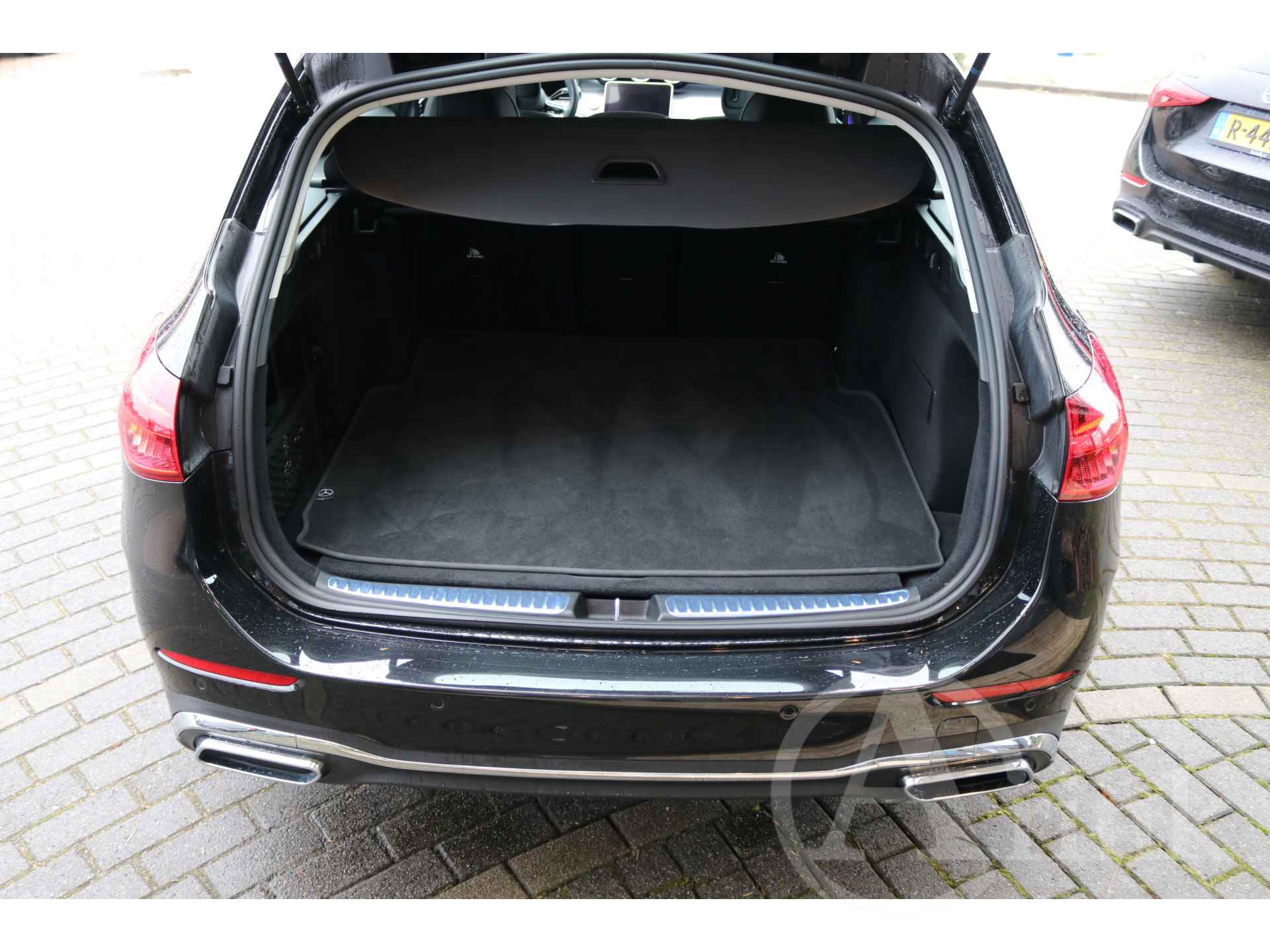 Mercedes-Benz C-Klasse Estate 180 AMG Line Parkeerpakket, Apple Carplay, Zitcomfortpakket - 17/36