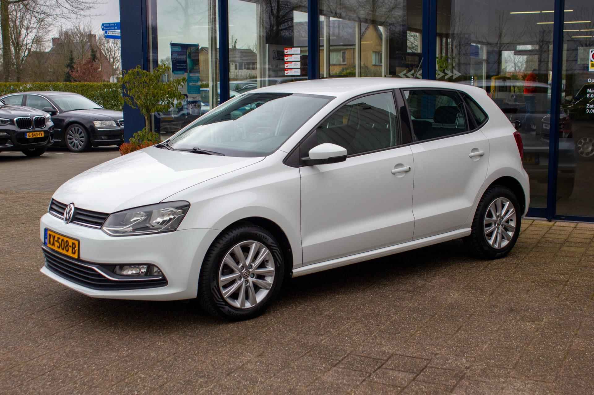 Volkswagen Polo 1.2 TSI Comfortline |Prijs rijklaar incl 12 mnd garantie| Airco Cruise Bluetooth LMV + All-Season - 5/43