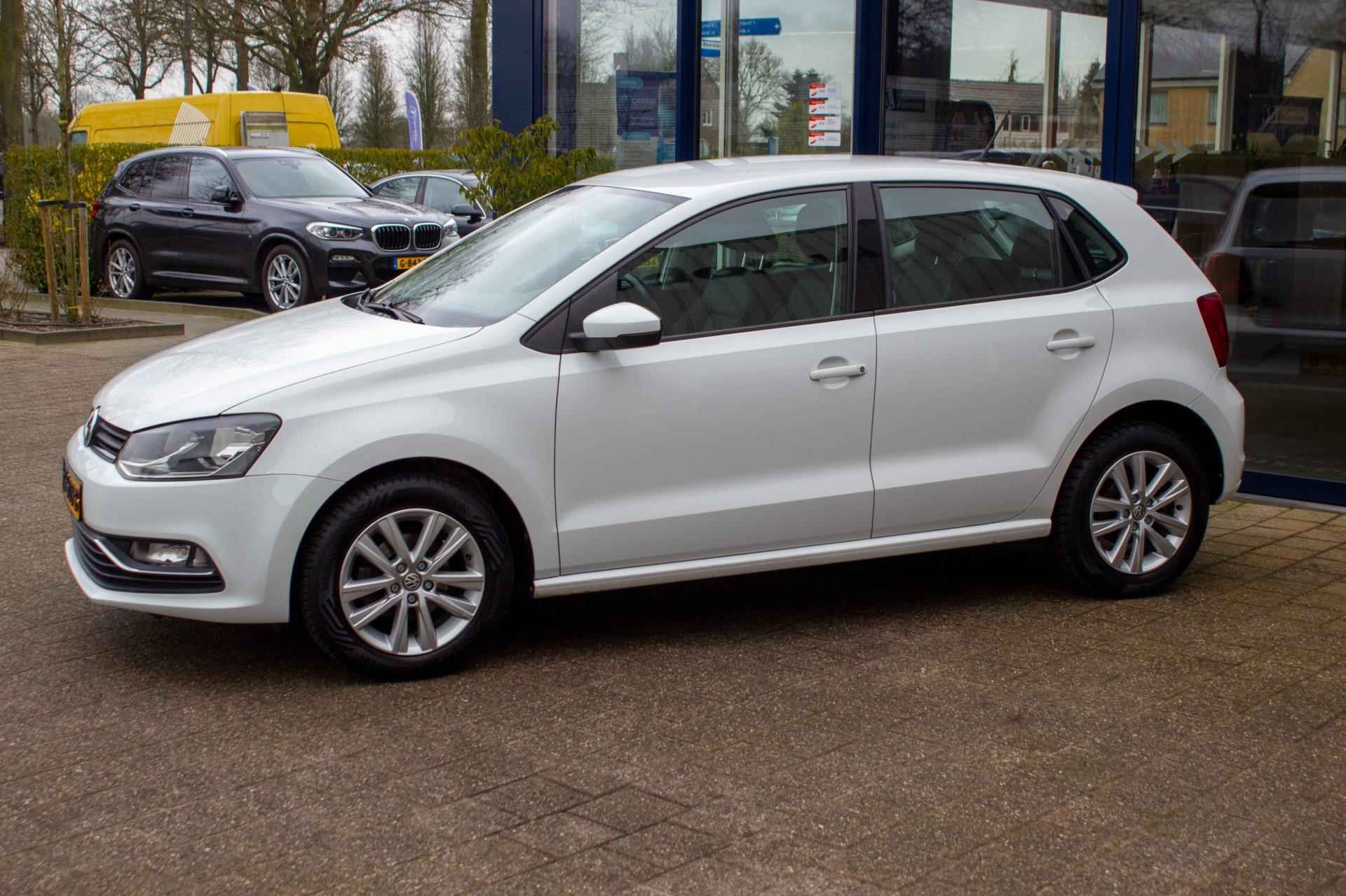 Volkswagen Polo 1.2 TSI Comfortline |Prijs rijklaar incl 12 mnd garantie| Airco Cruise Bluetooth LMV + All-Season - 6/43