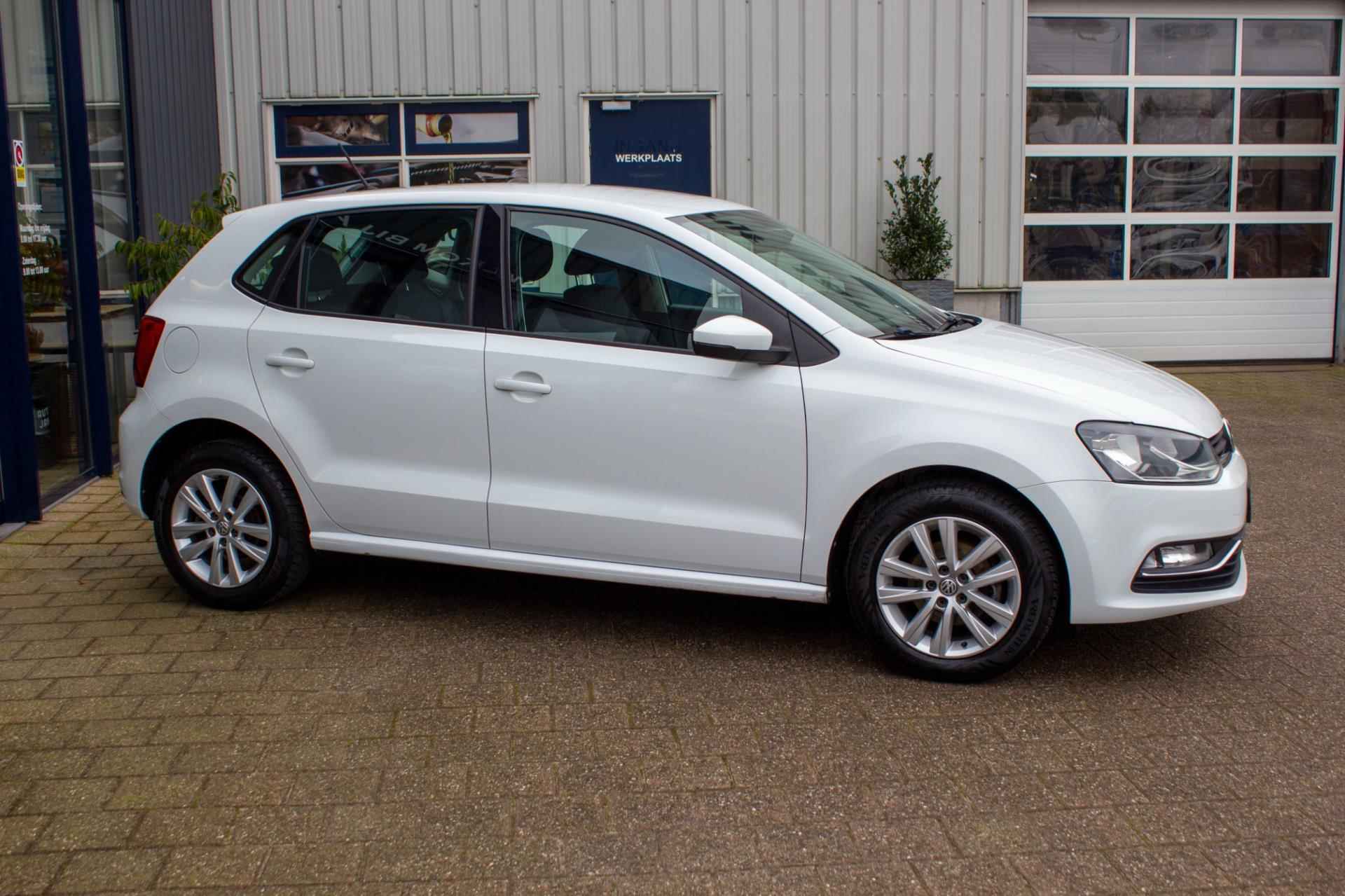 Volkswagen Polo 1.2 TSI Comfortline |Prijs rijklaar incl 12 mnd garantie| Airco Cruise Bluetooth LMV + All-Season - 11/43