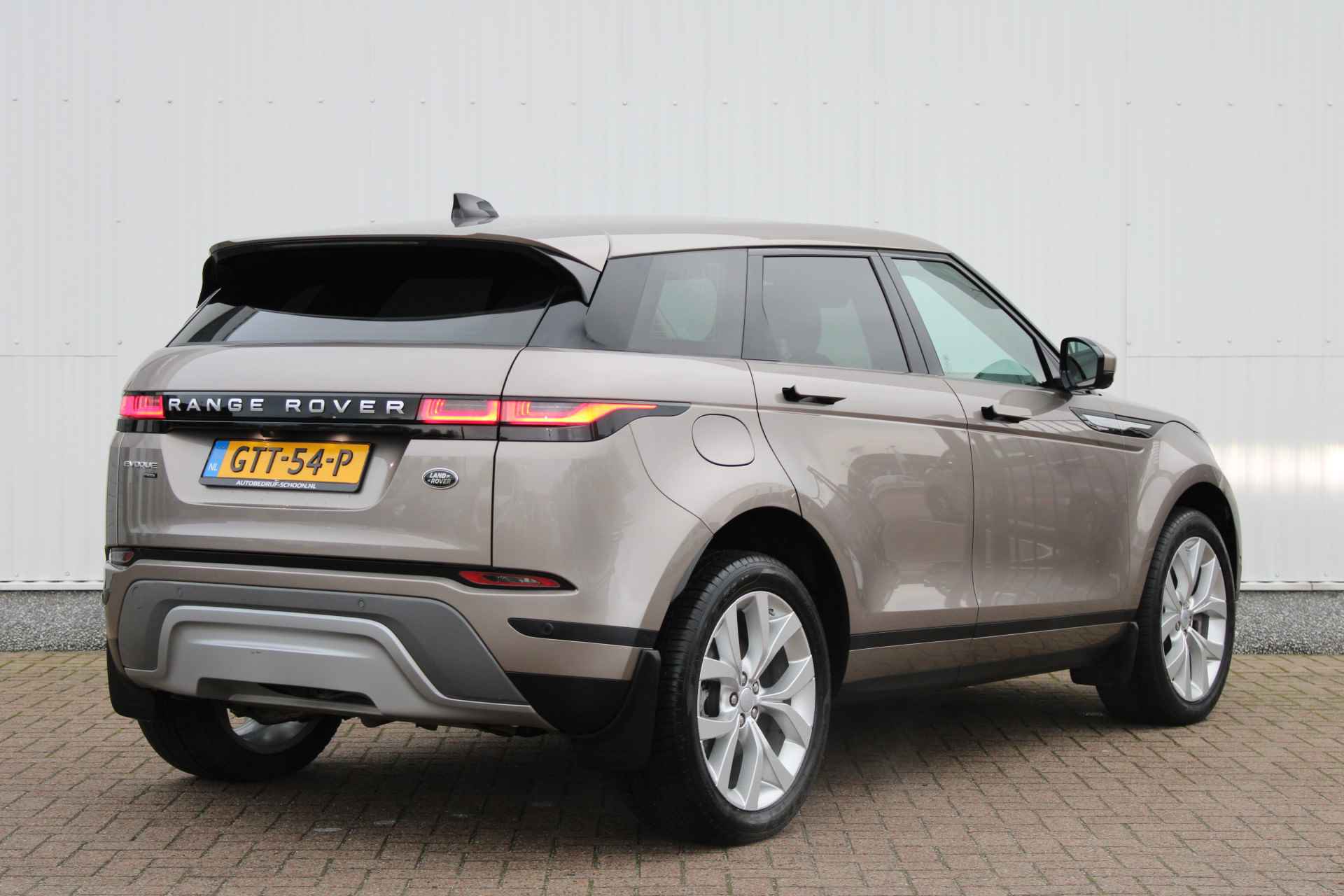 Land Rover Range Rover Evoque 1.5 P300e AWD R-Dynamic S | 360º | LEDER | NAVI | STOELVERWARMING | LED | TREKHAAK - 4/35