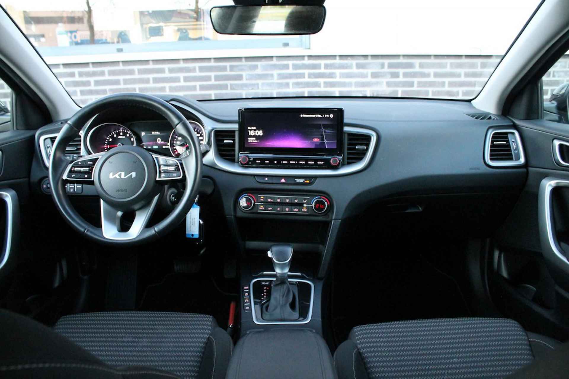 KIA Ceed 1.0 T-GDI MHEV Automaat Dynamicline - Apple/Android CarPlay - 4/25