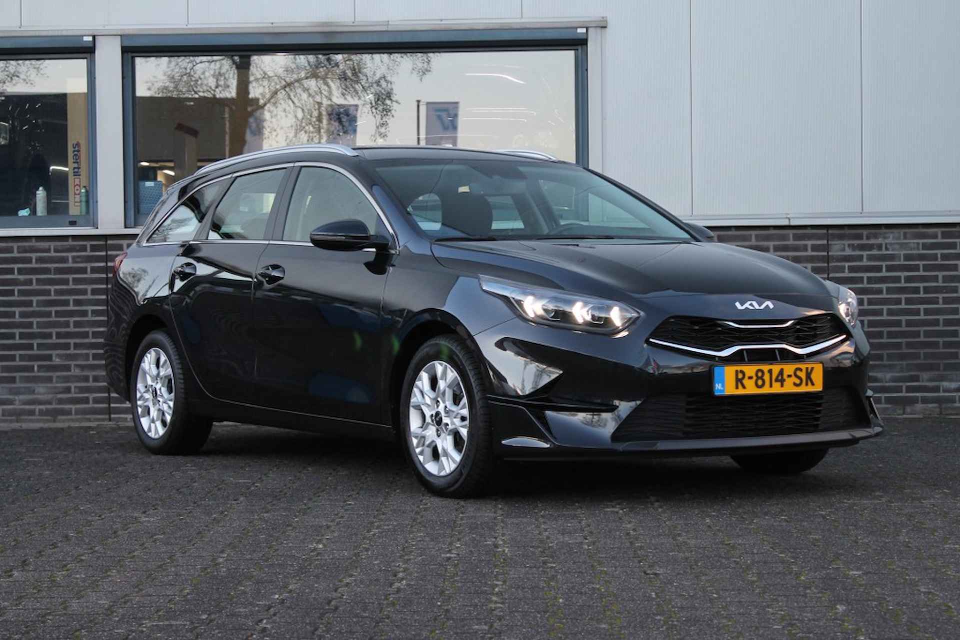 KIA Ceed 1.0 T-GDI MHEV Automaat Dynamicline - Apple/Android CarPlay - 10/25